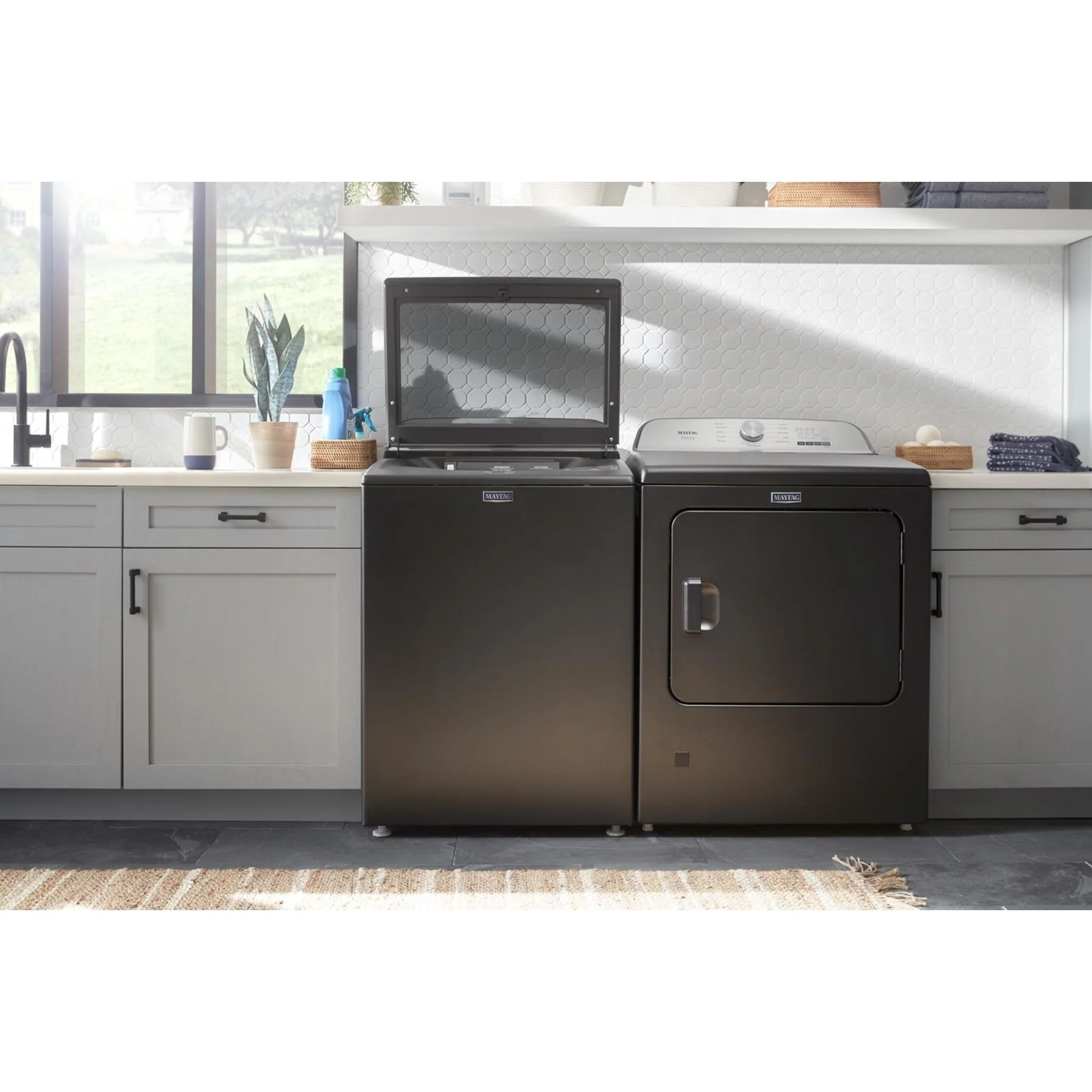 Maytag Pet Pro Top Load Gas Dryer - 7.0 cu.ft. - Black Shadow (MGD6500MBK) - Image 8