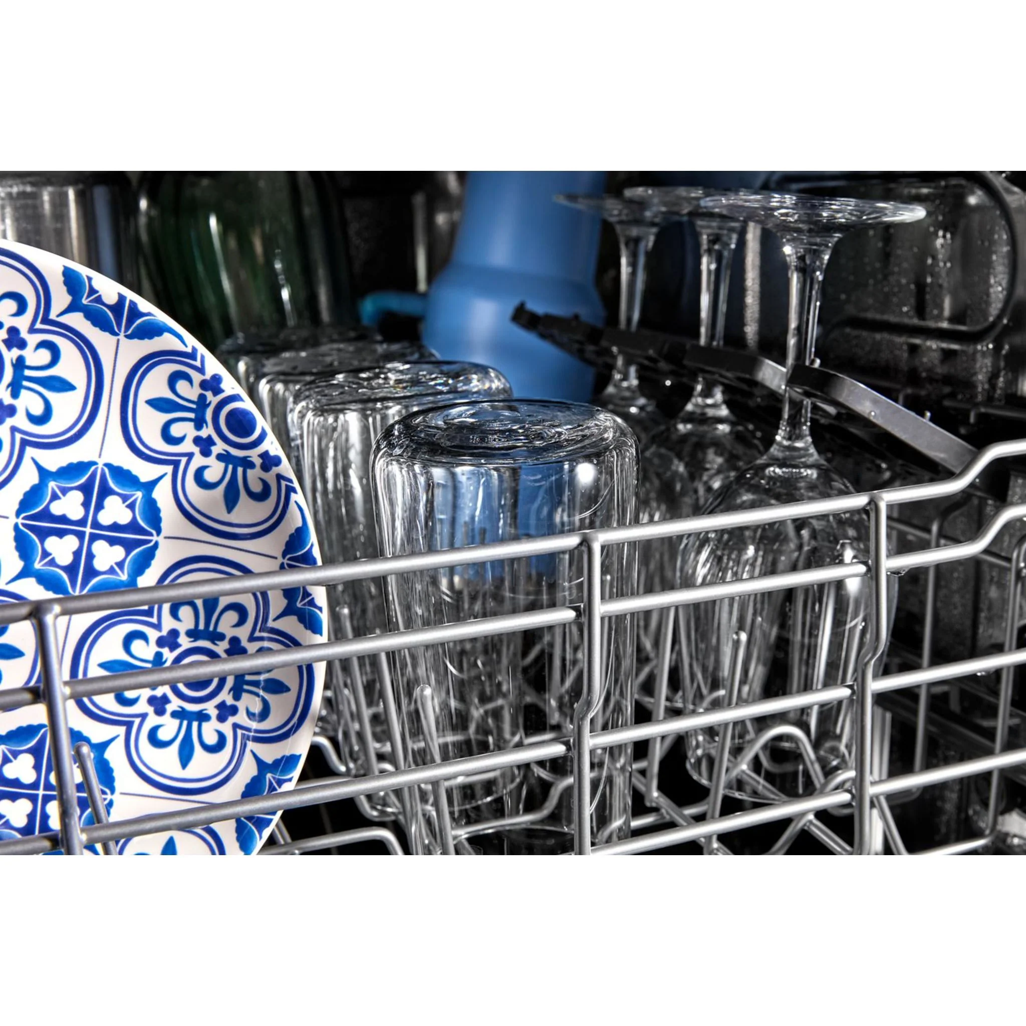 Maytag Front Control Dishwasher with PowerBlast cycle and Heated Dry -Fingerprint Resistant Stainless Steel (MDFS3924RZ) - Image 18