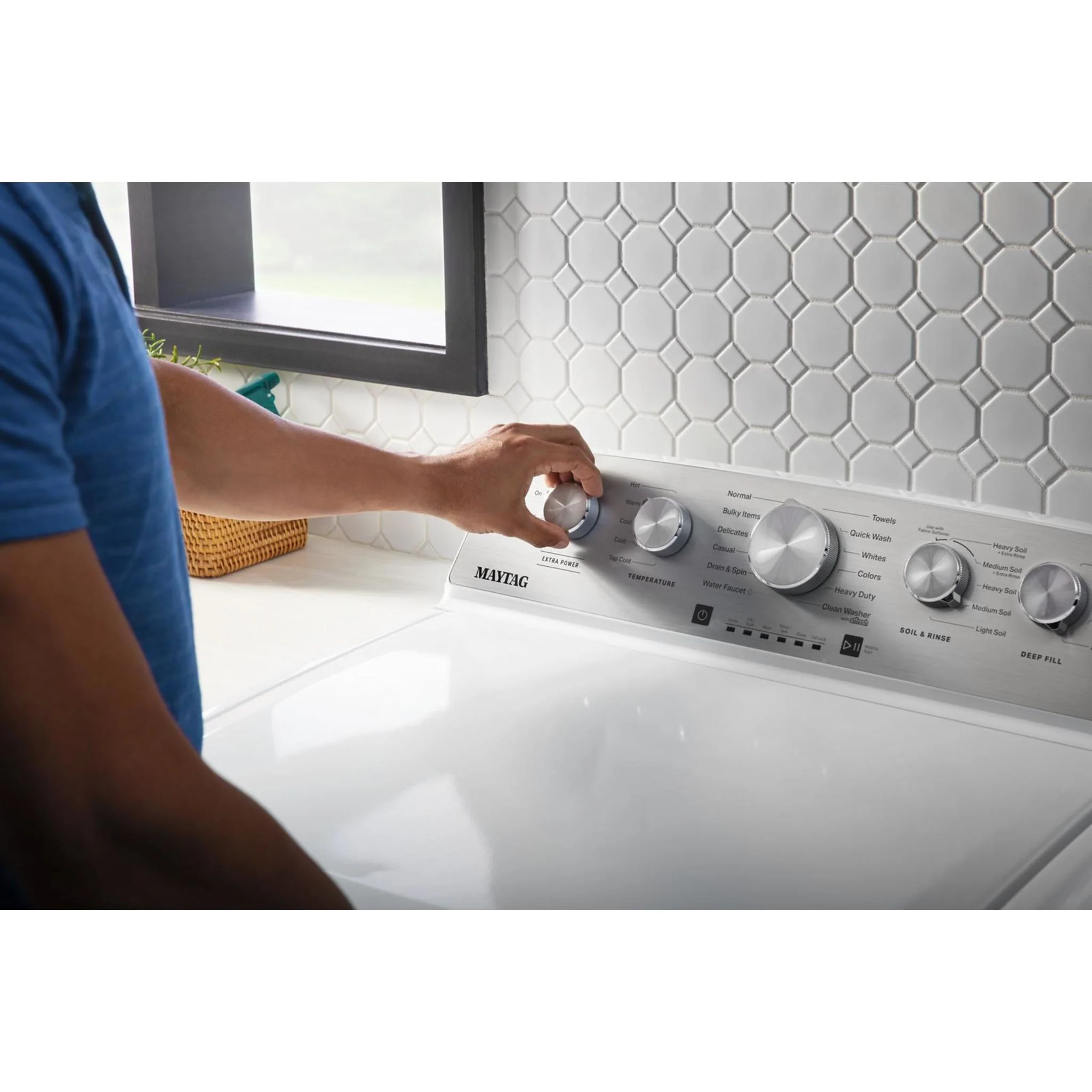 Maytag Top Load Washer with Extra Power - 5.2 cu. ft. IEC -White (MVW5035MW) - Image 27