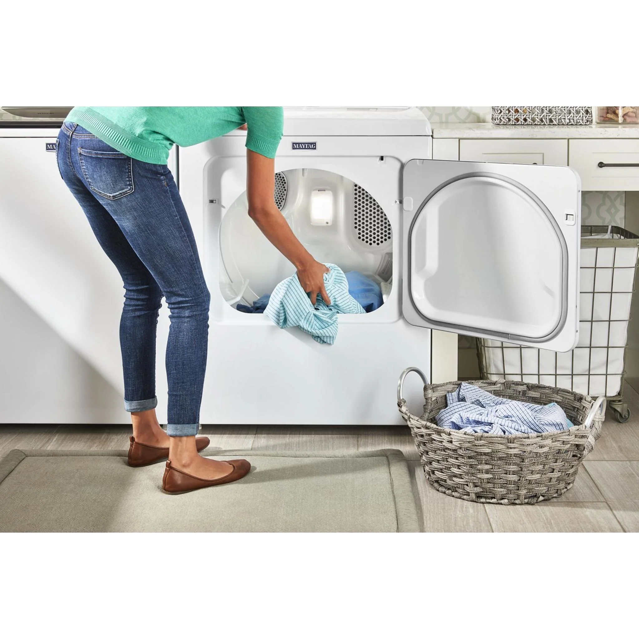 Maytag Top Load Washer with Deep Fill - 5.5 cu. ft. (MVW6200KW) - Image 12