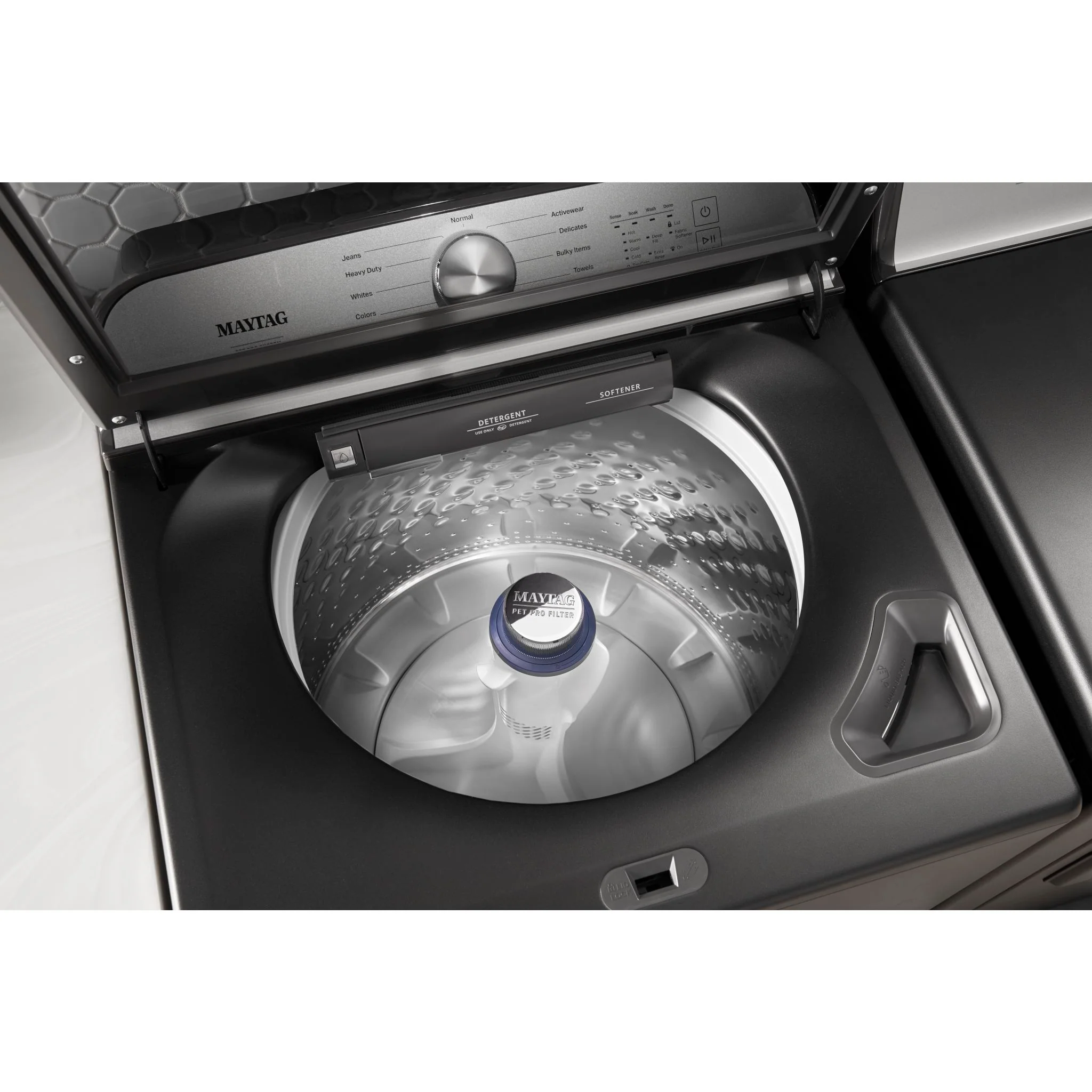Maytag Pet Pro Top Load Washer - 5.4 cu.ft.  - Volcano Black (MVW6500MBK) - Image 10