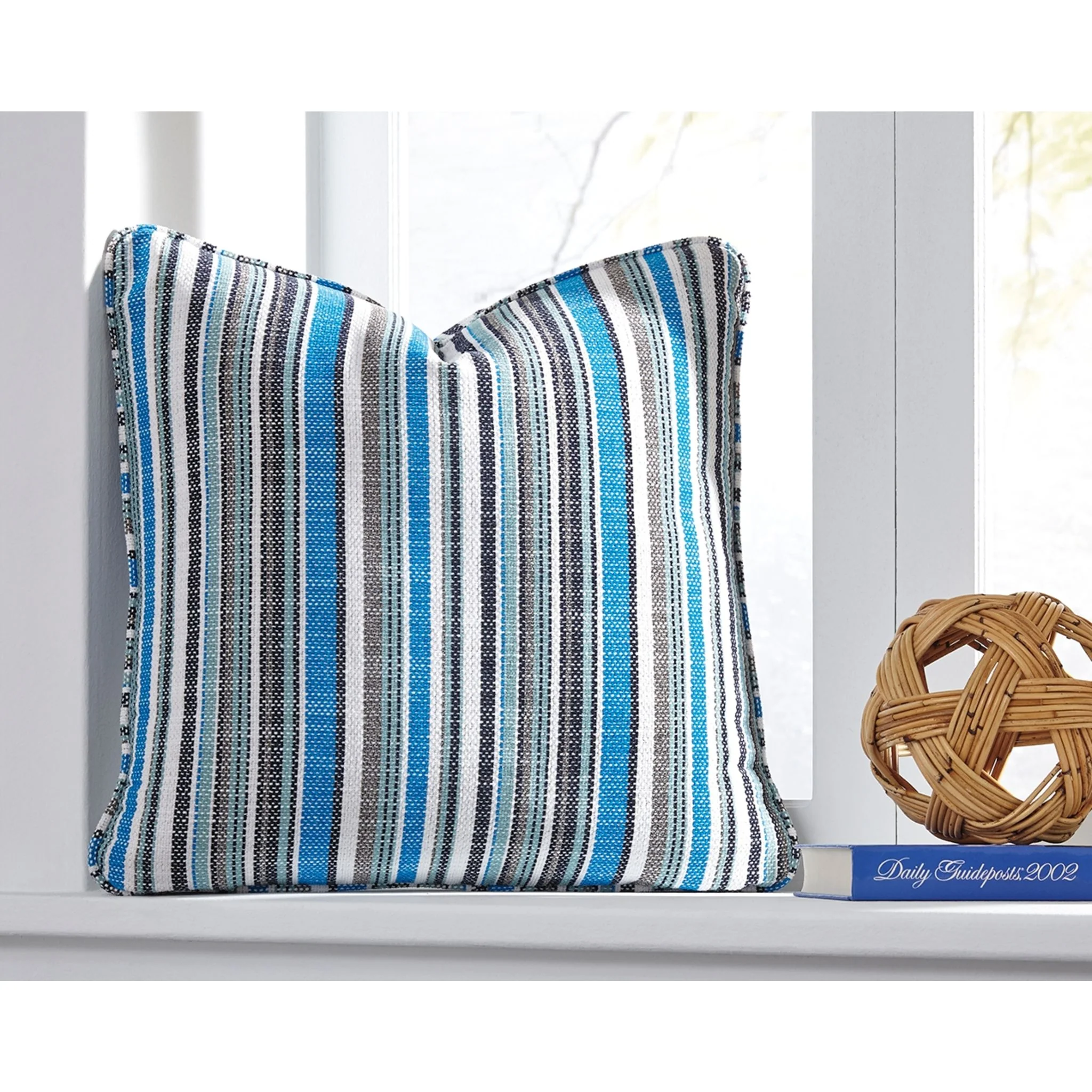 Meliffany Pillow - Image 3