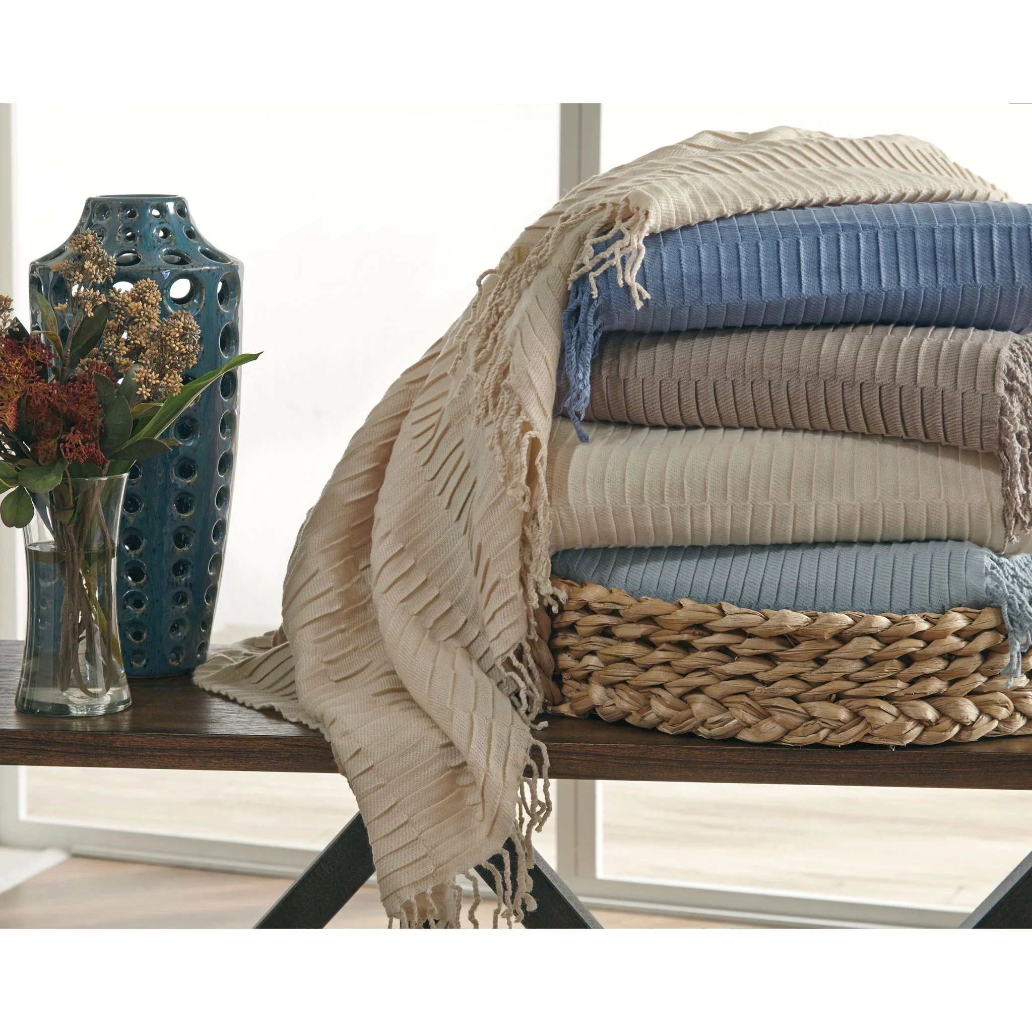 Mendez Throw - Image 3