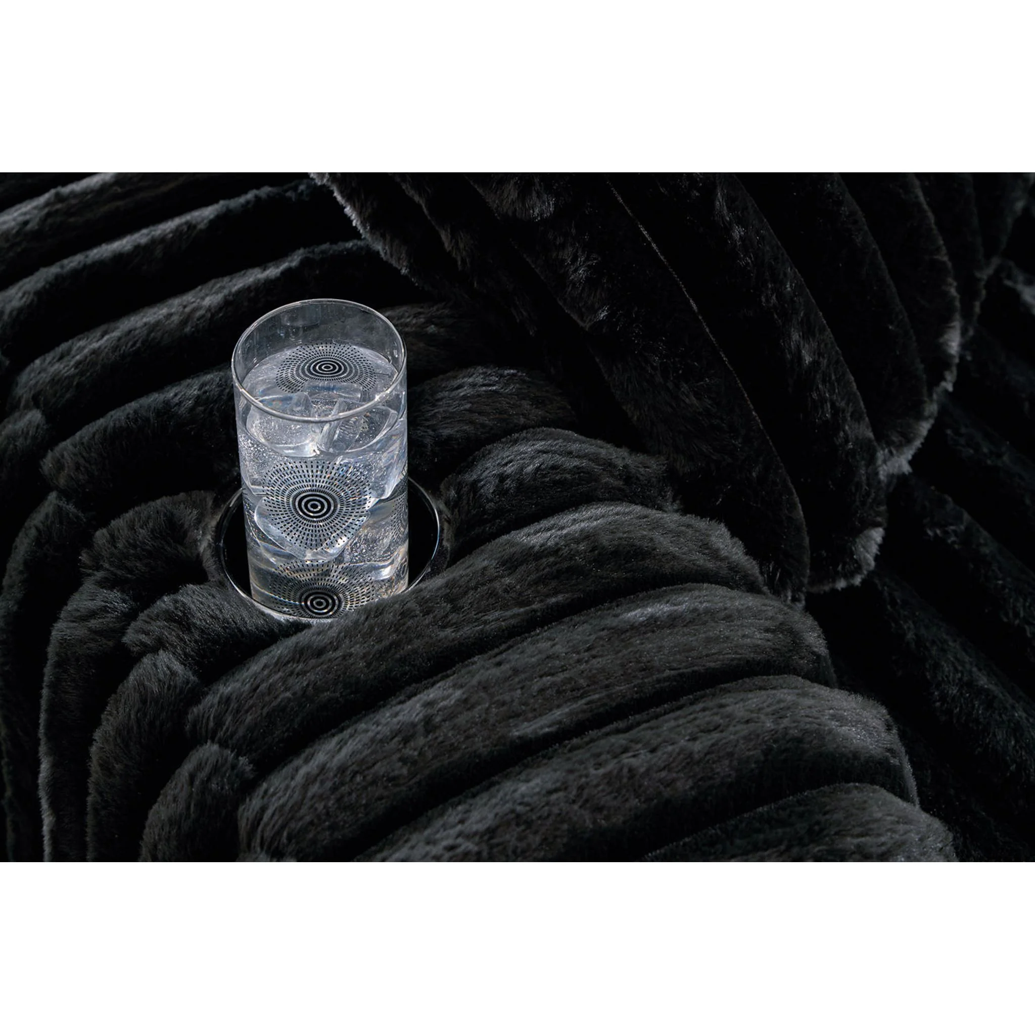 Midnight-Madness Chaise - Image 13
