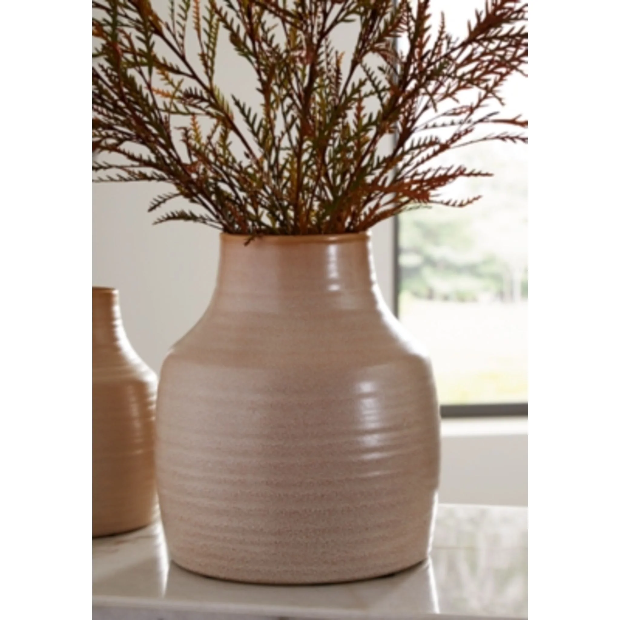 Millcott Vase (Set of 2) - Image 4