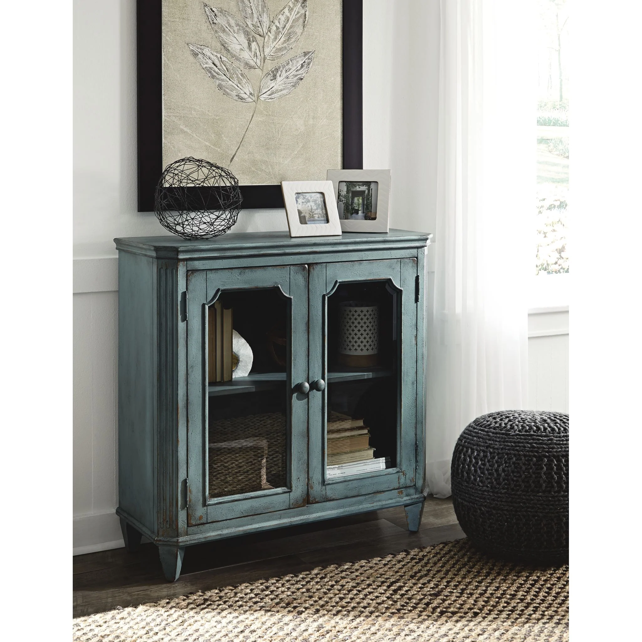 Mirimyn Accent Cabinet - Image 3