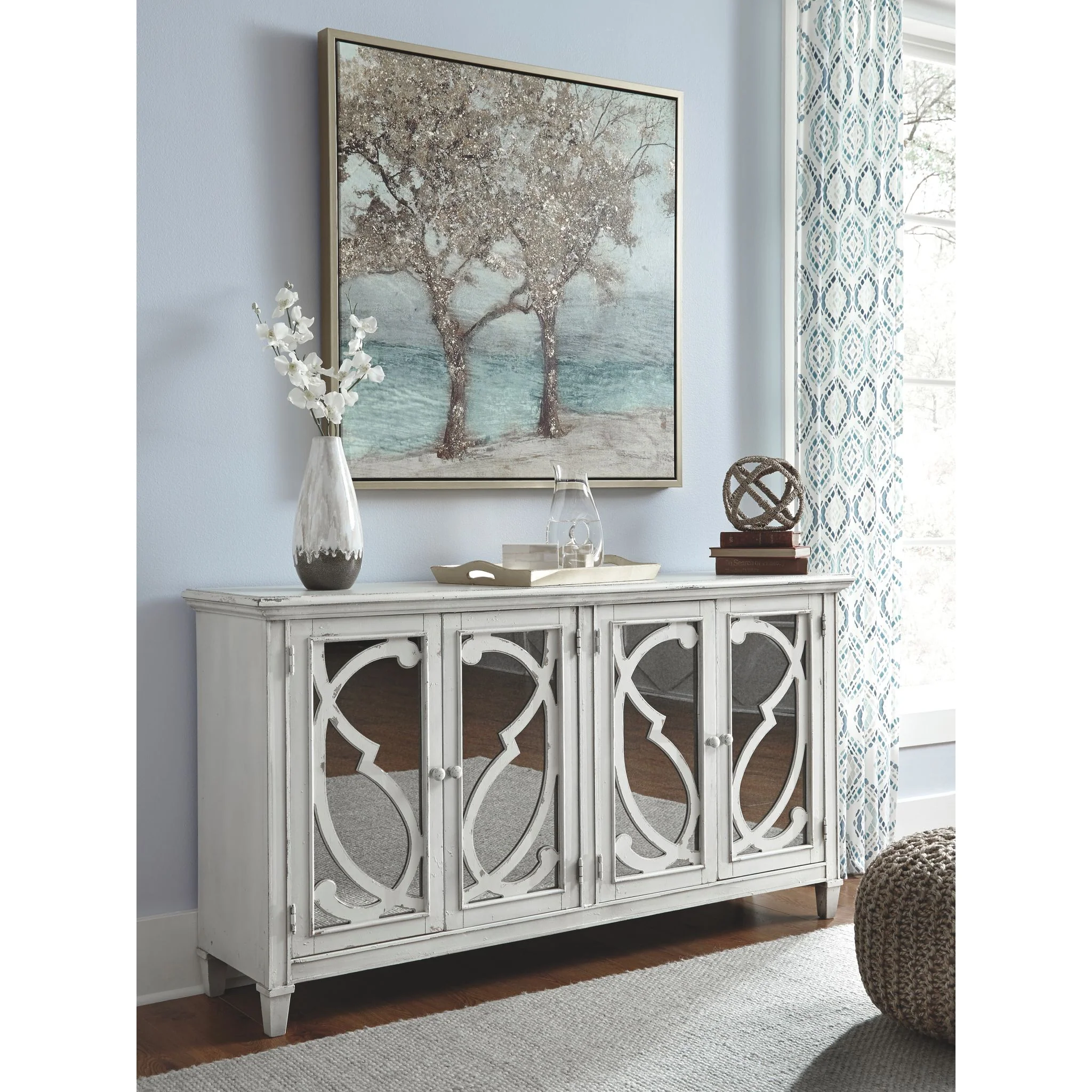 Mirimyn Accent Cabinet - Image 3