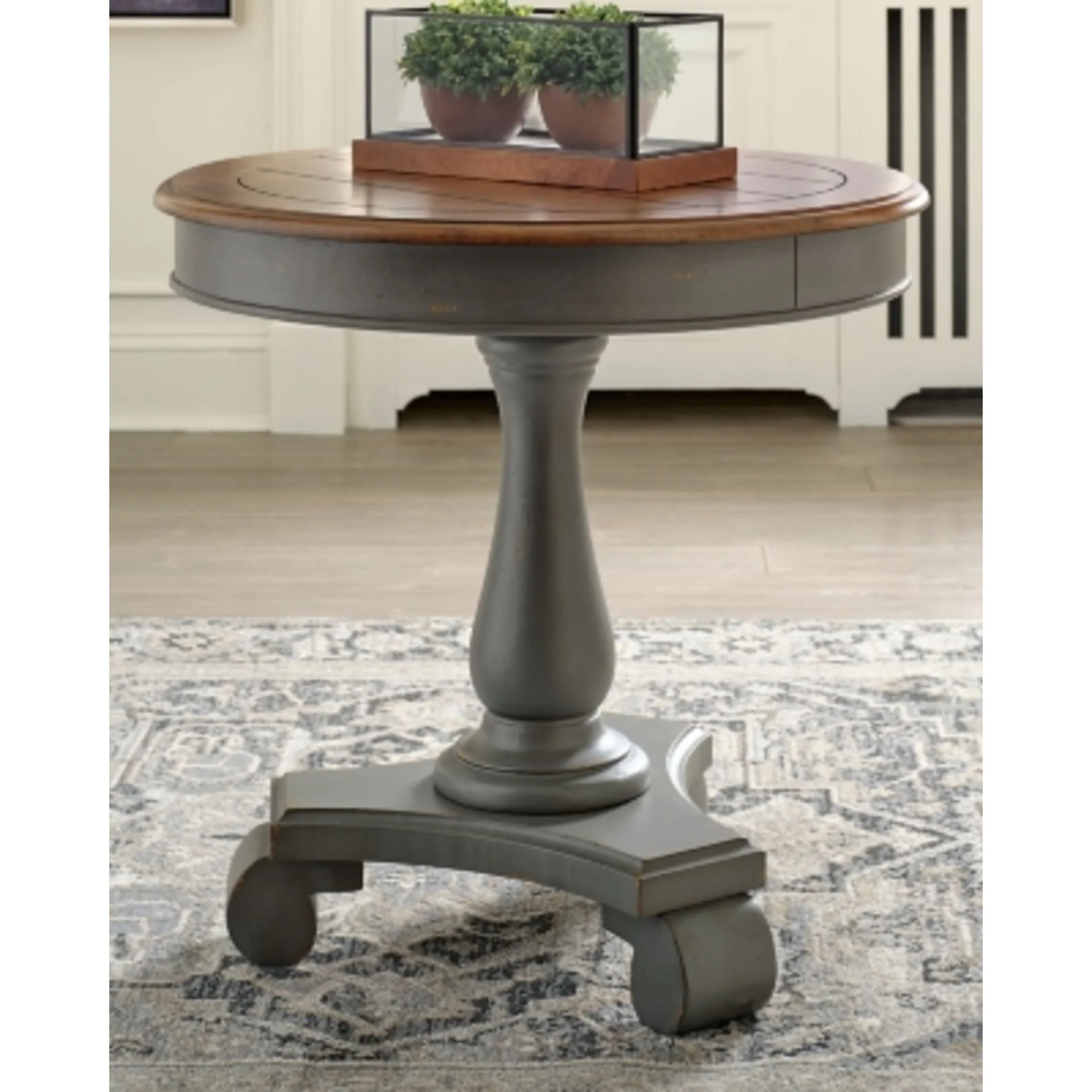 Mirimyn Accent Table - Image 5