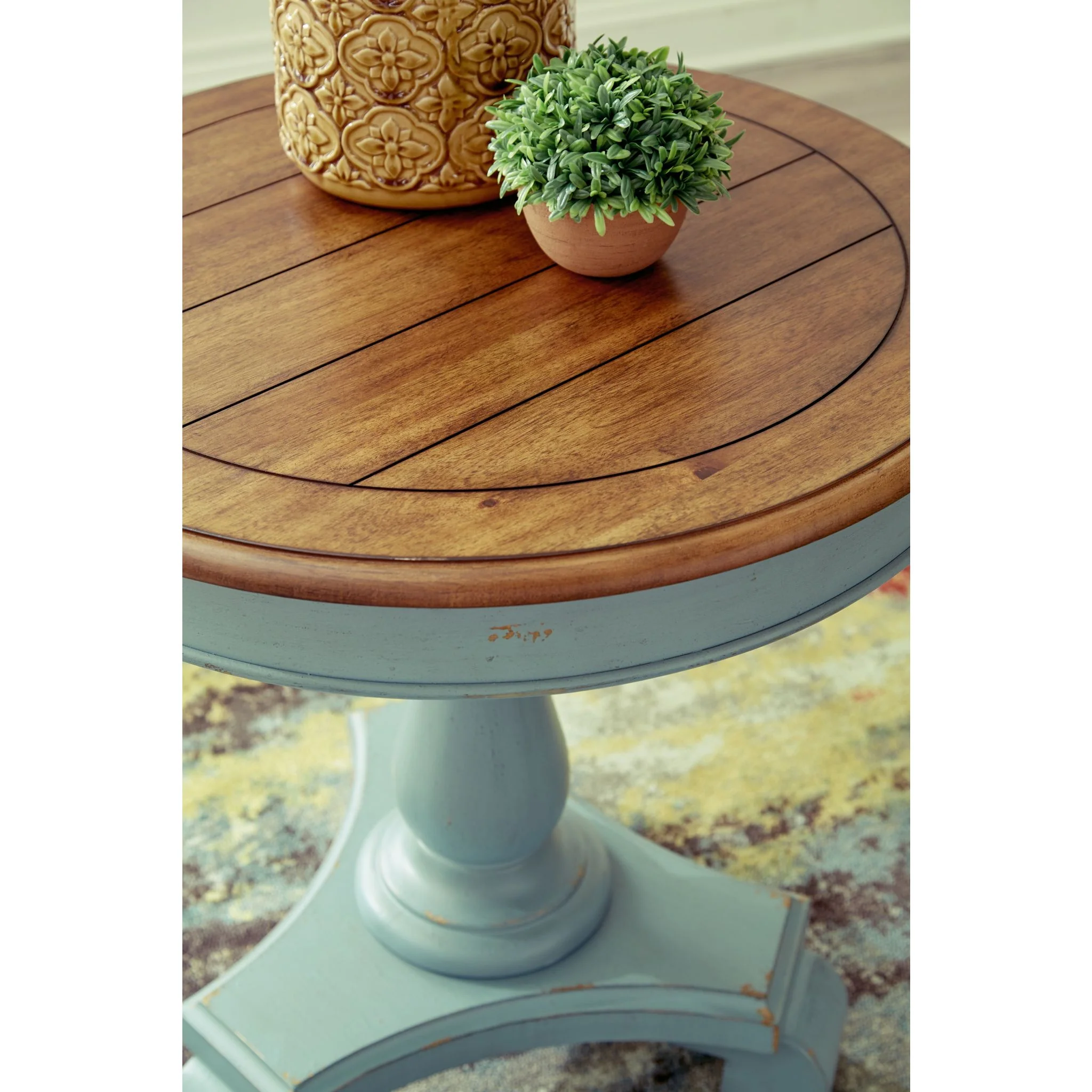 Mirimyn Accent Table - Image 3