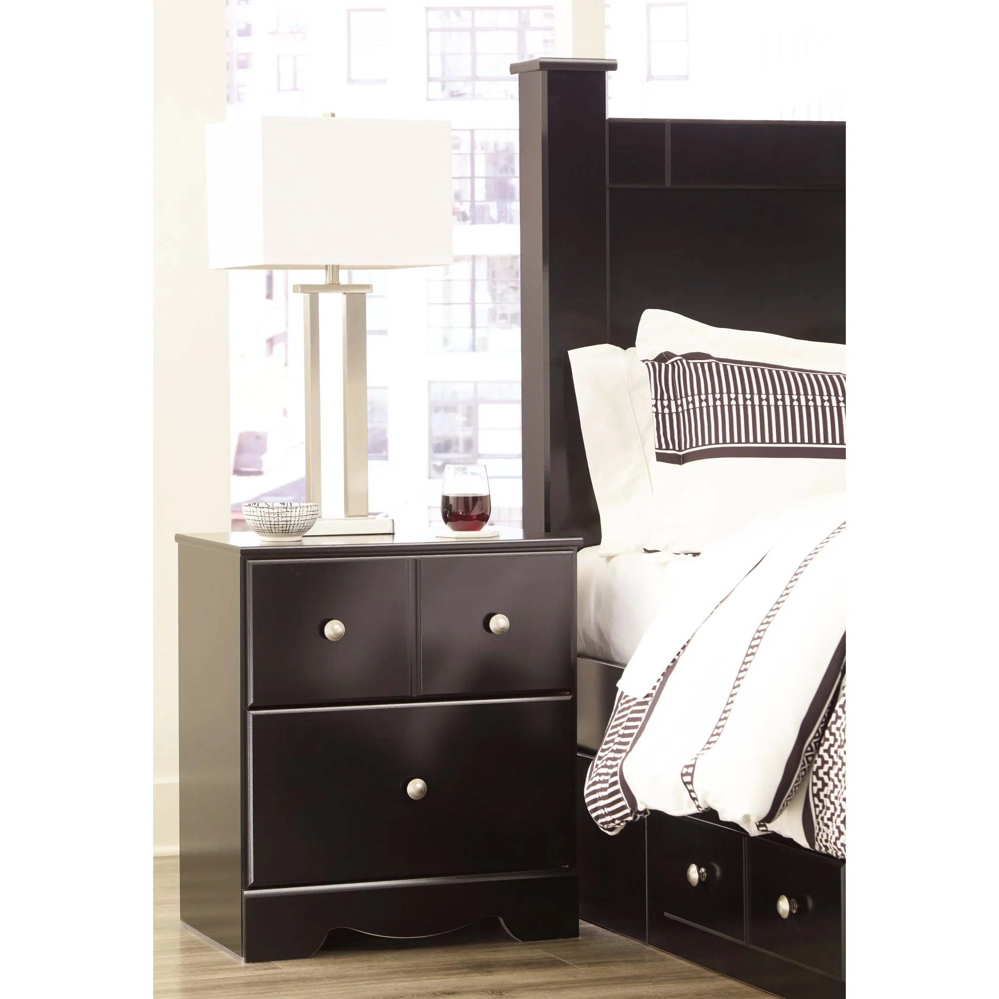 Mirlotown Two Drawer Nightstand - Image 2