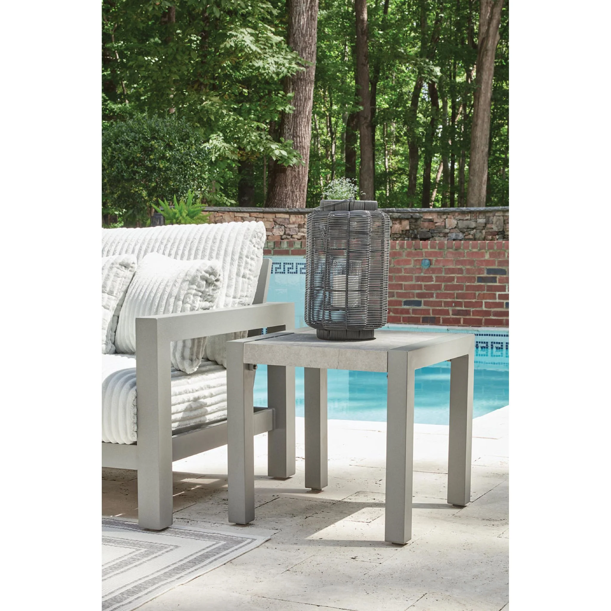 Moonlight View 5 Piece Outdoor Seating - Image 10