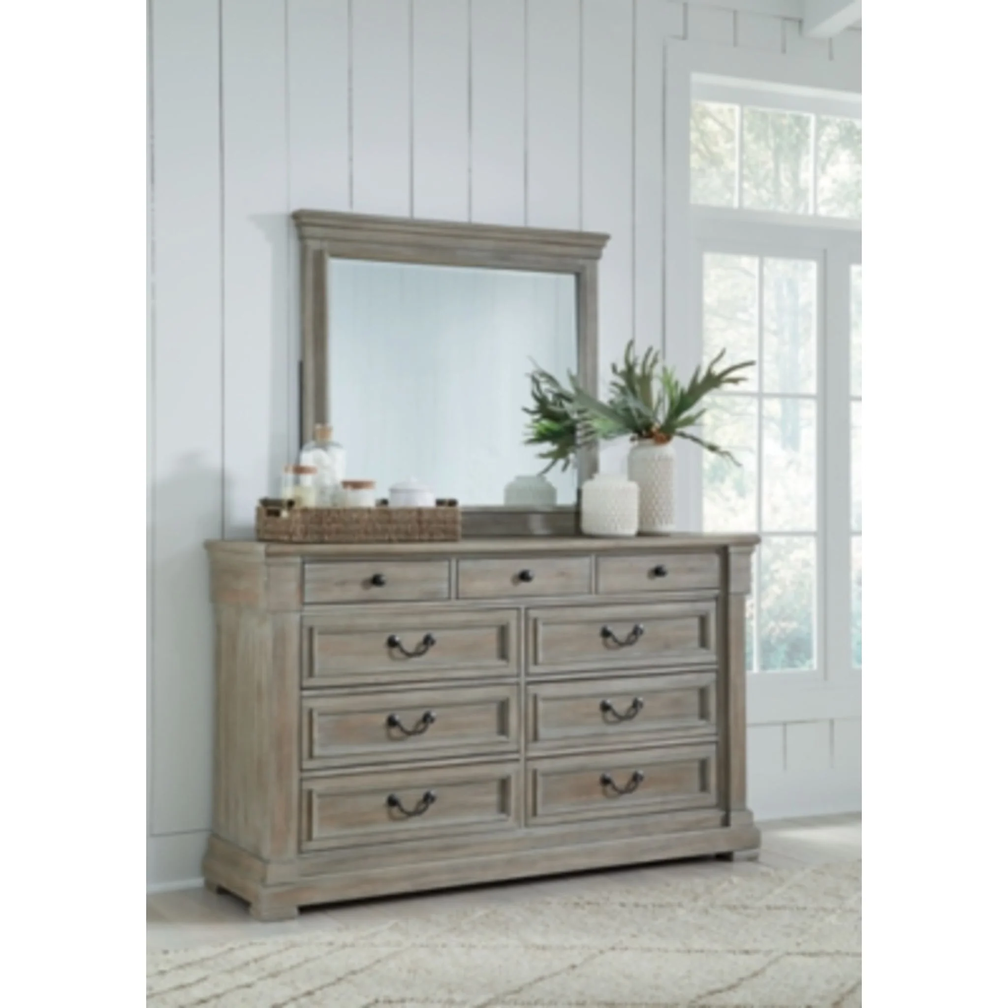 Moreshire Dresser and Mirror - Image 7