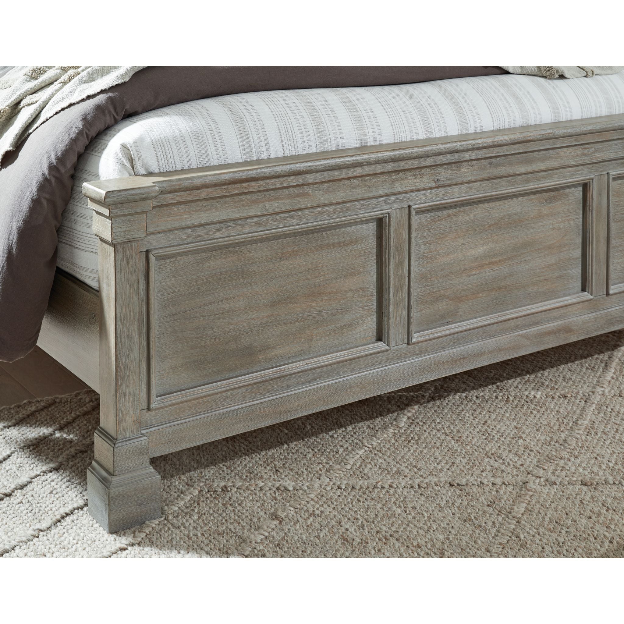 Moreshire Panel Bed - Image 7
