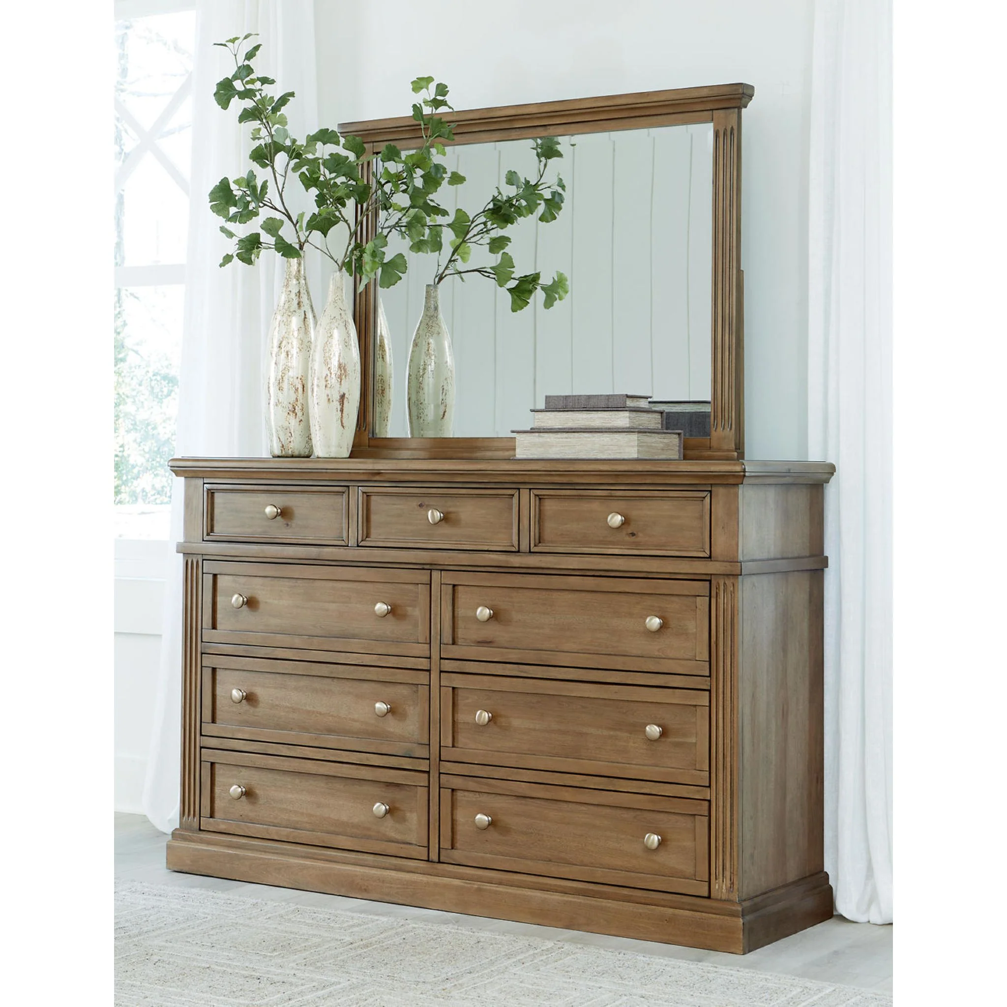 Mylarken-Exclusive 5 Piece Queen Panel Bedroom - Image 4