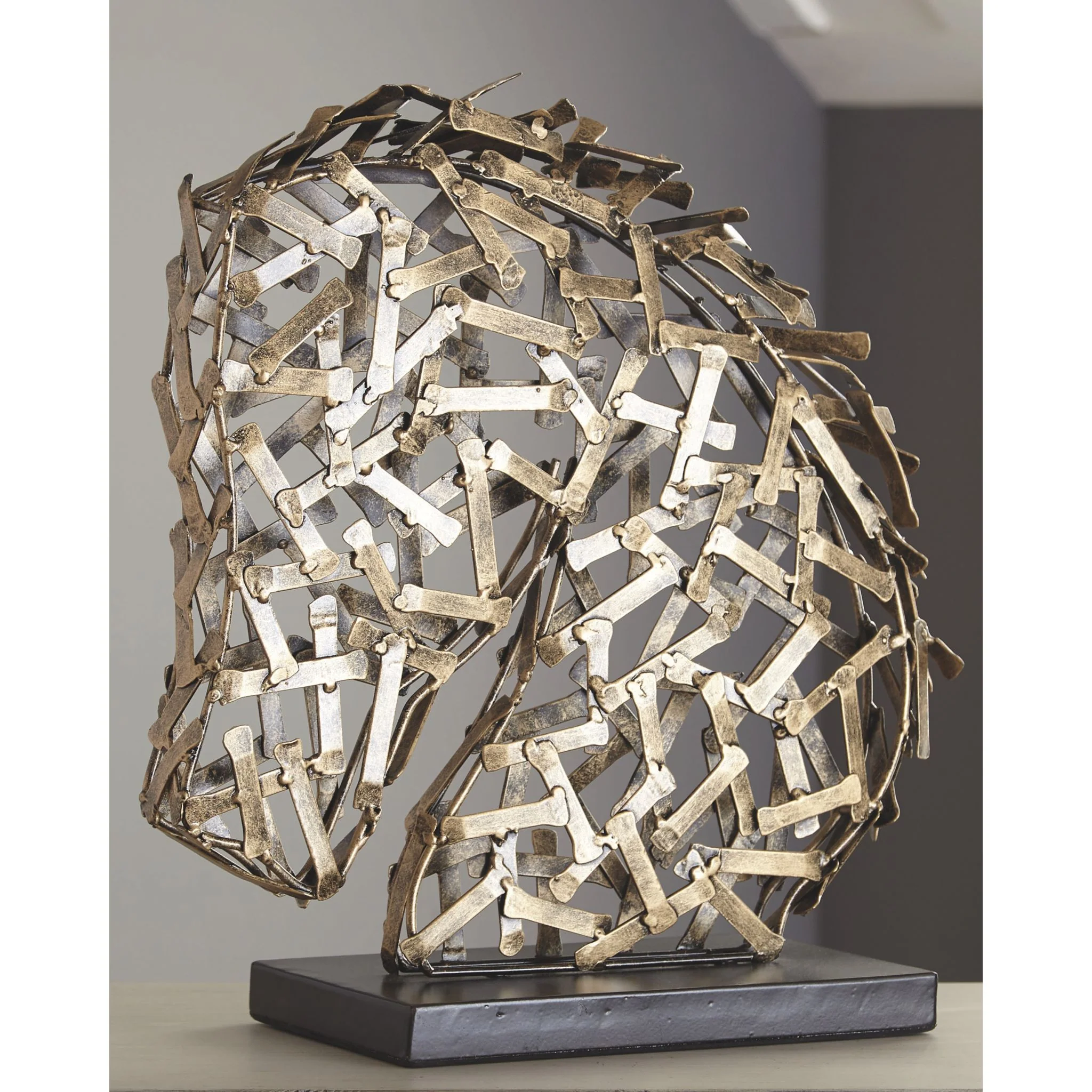 Nahla Sculpture - Image 2