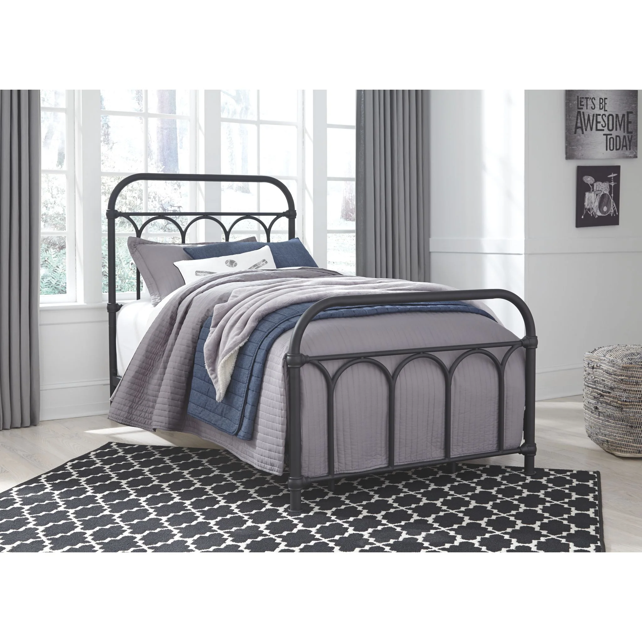 Nashburg Metal Bed - Image 7