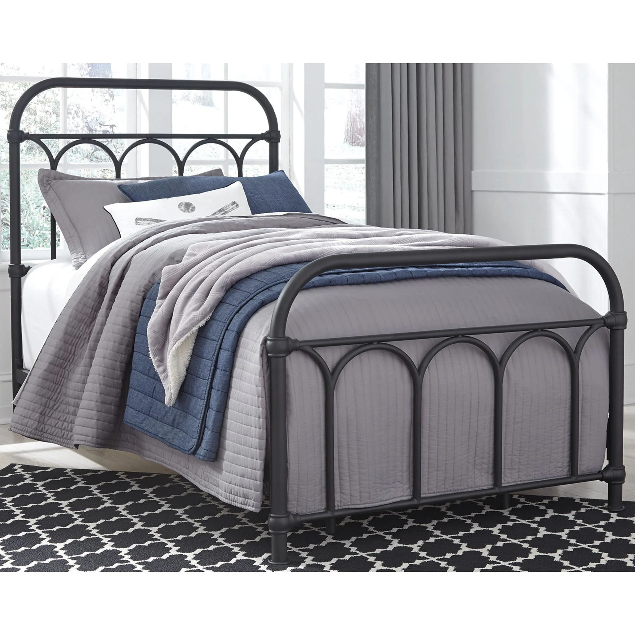 Nashburg Metal Bed - Image 8