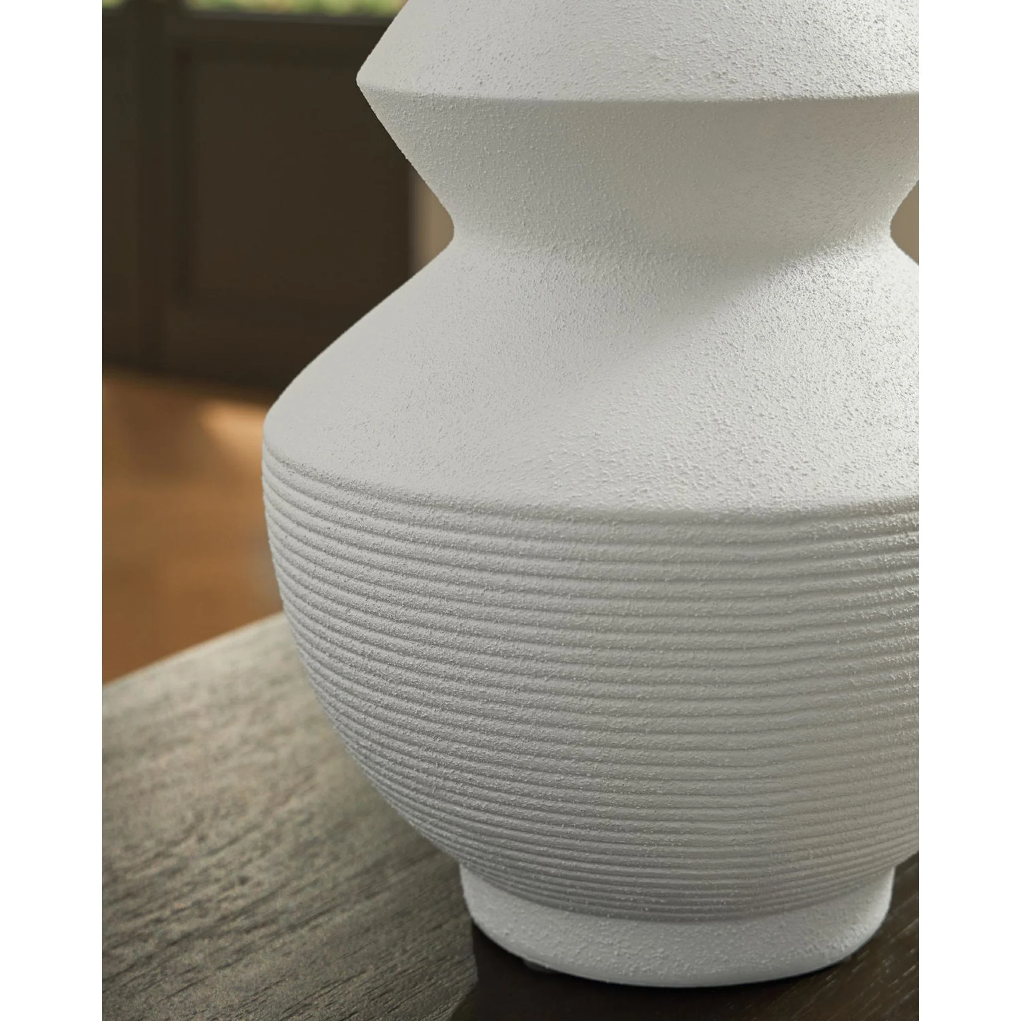 Naveen Vase - Image 3