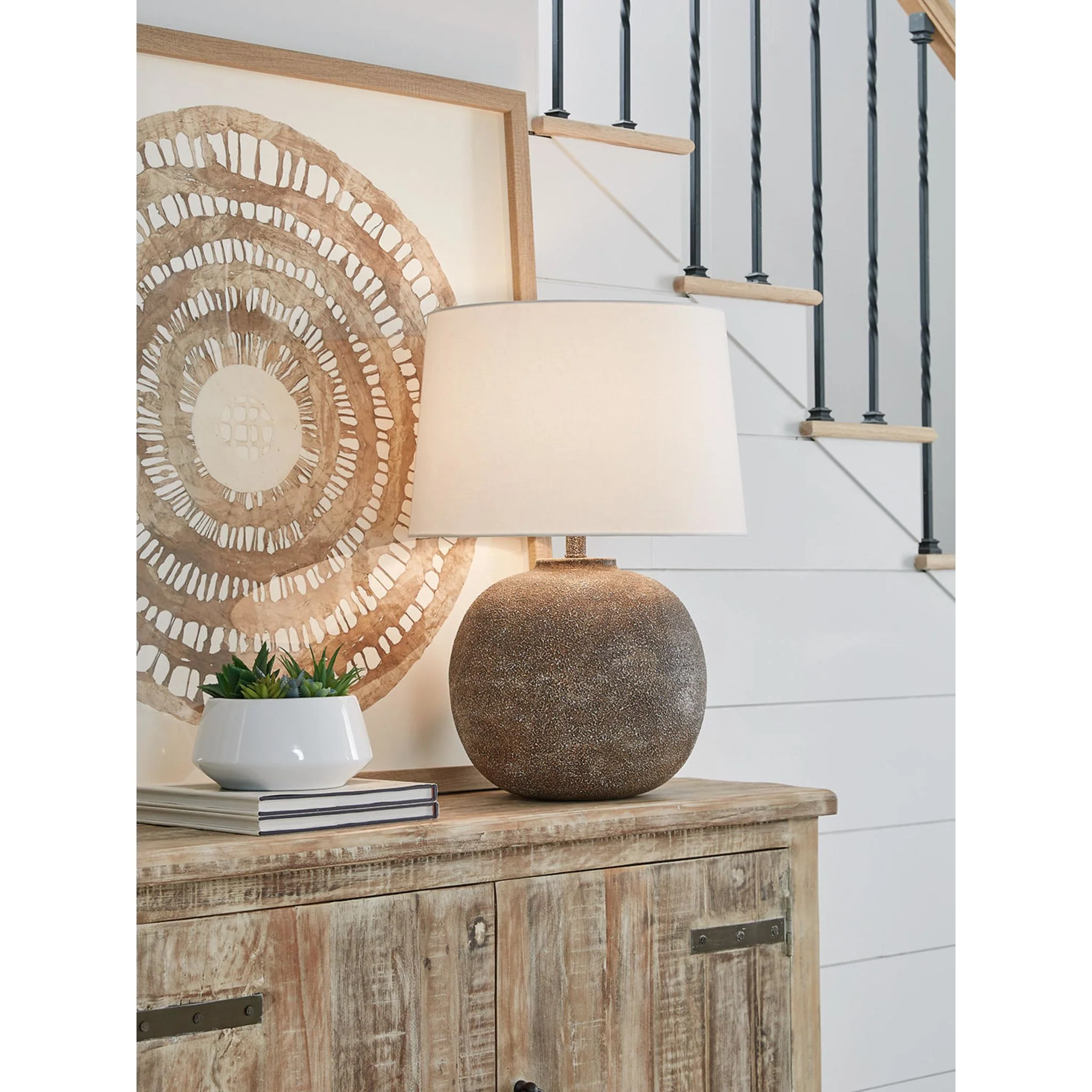 Neavesboro Table Lamp - Image 2