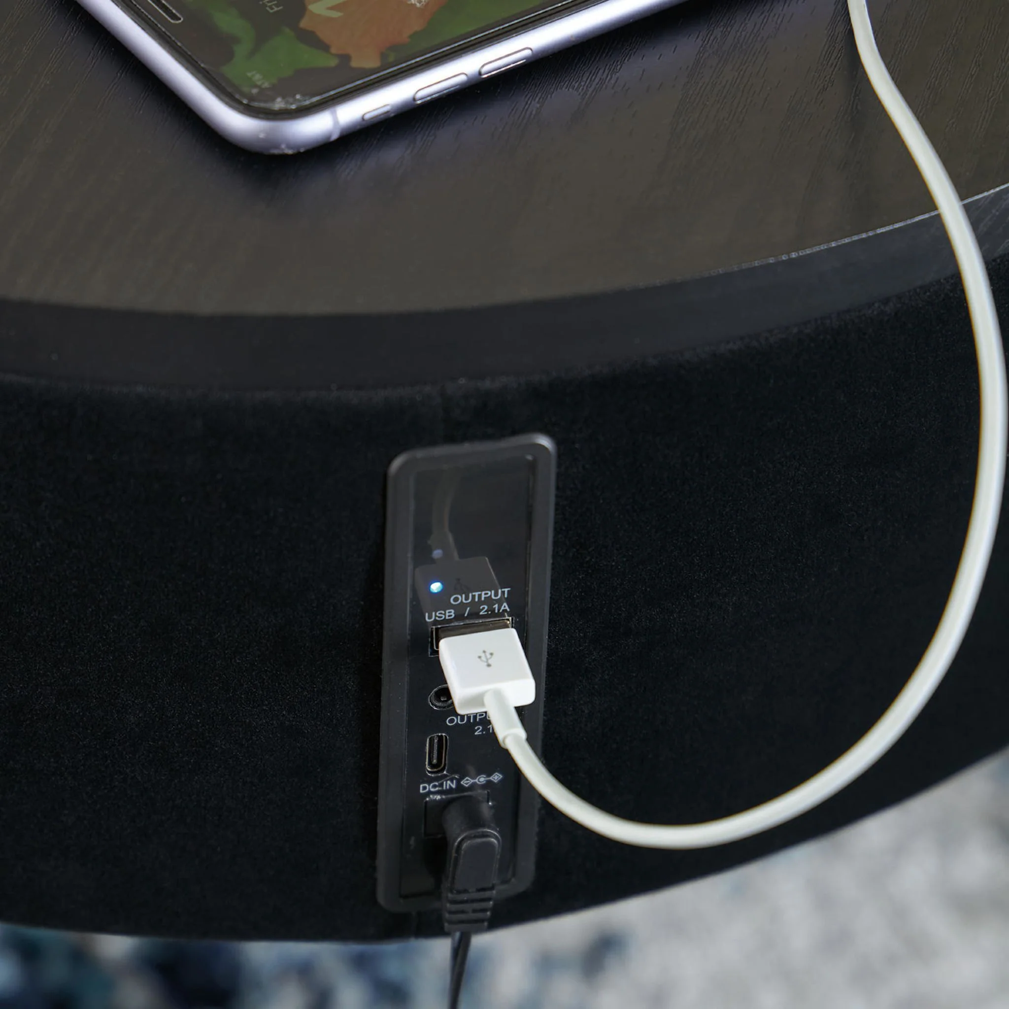Nedman Accent Table with Speaker - Image 10