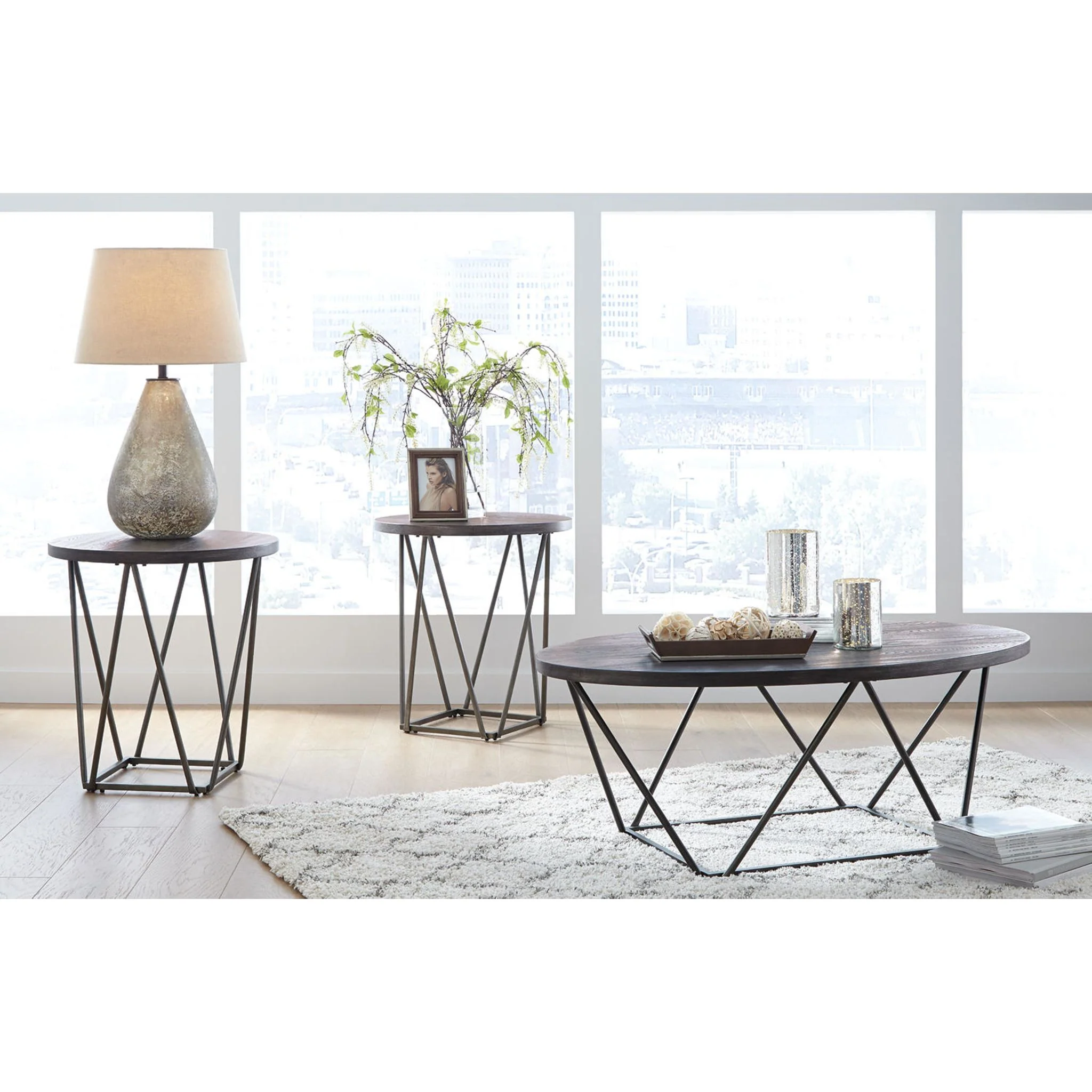 Neimhurst Occasional Table Set (set of 3) - Image 2