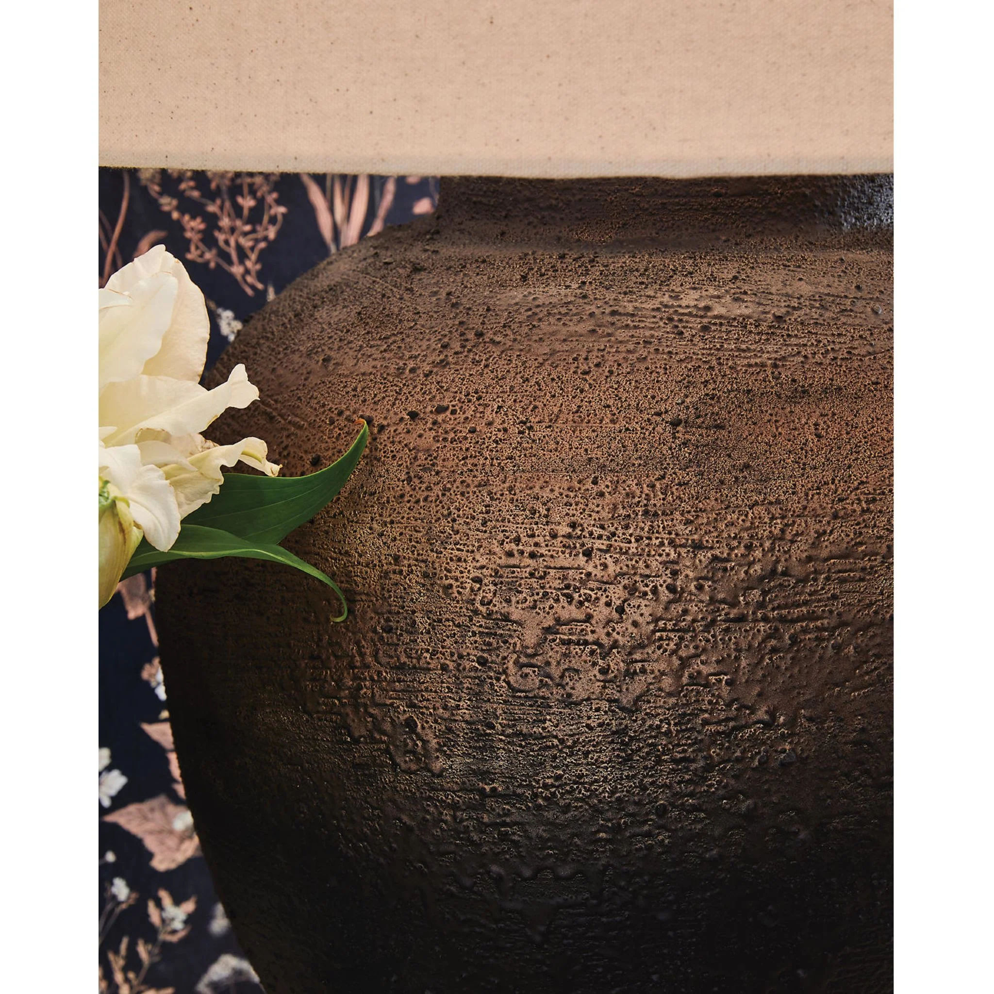 Newgerhard Table Lamp - Image 4