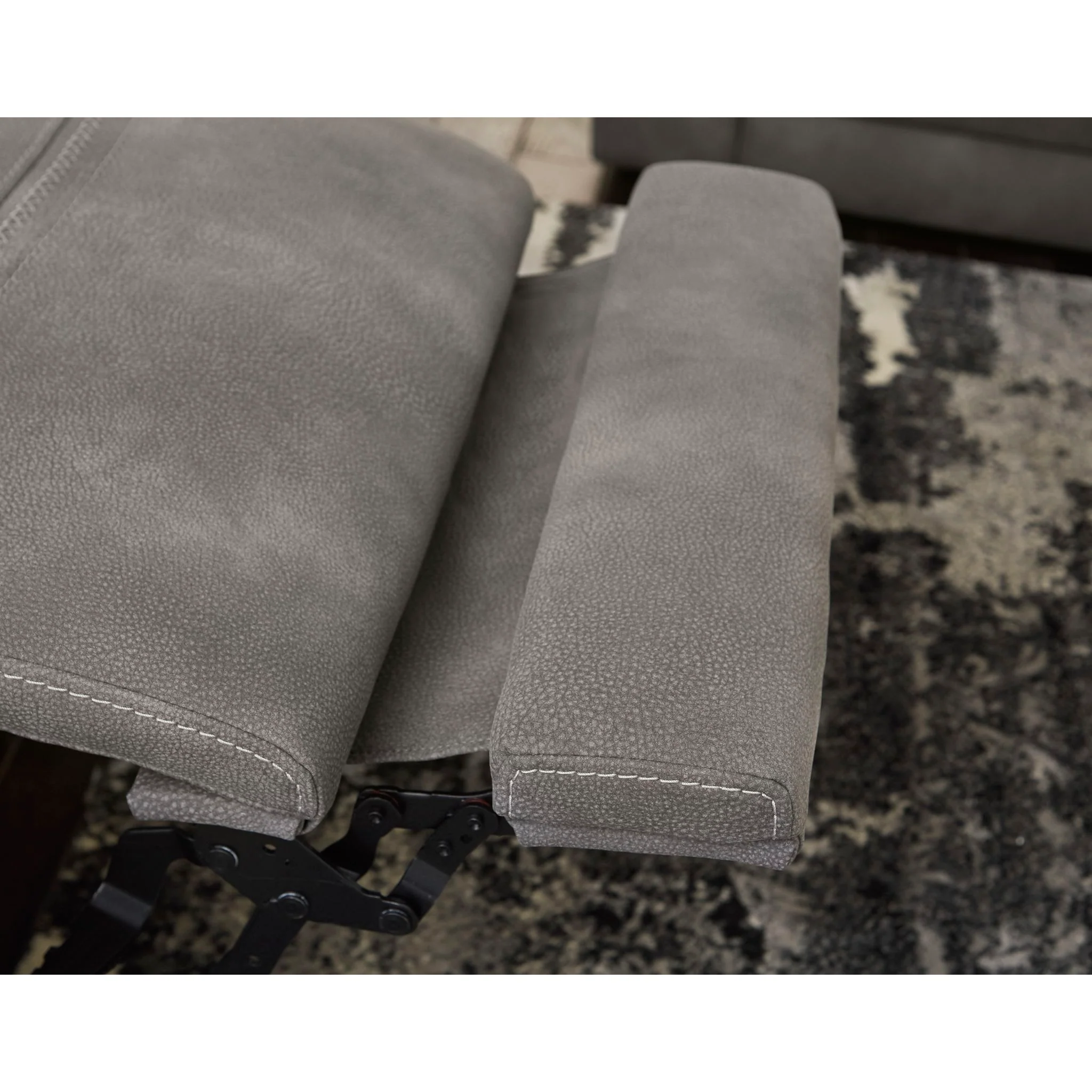 Next-Gen Durapella Power Recliner - Image 7
