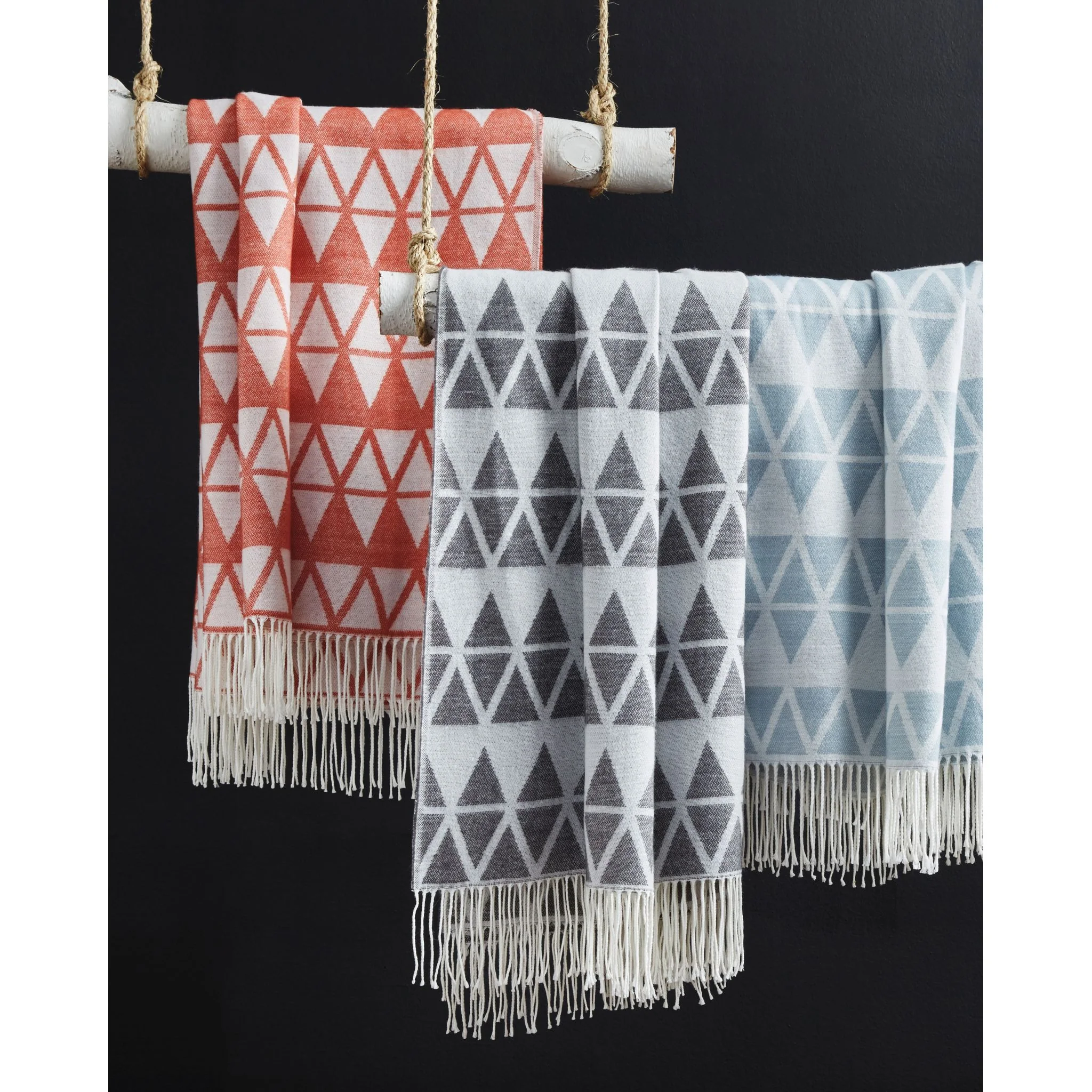 Noemi Throw - Image 3