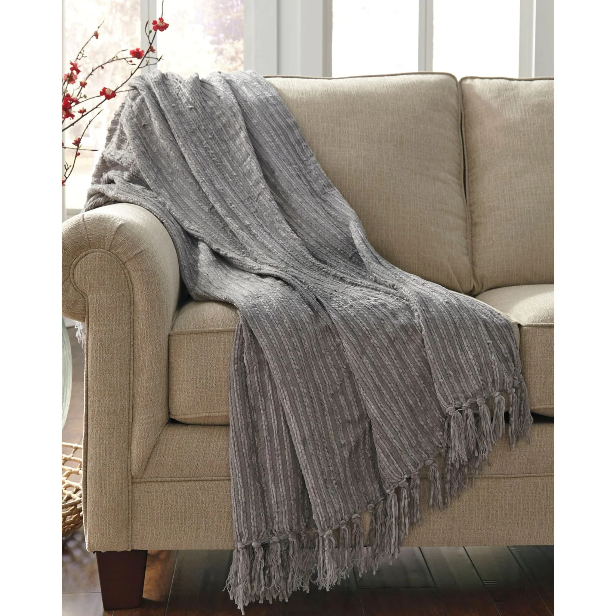 Noland Throw - Image 3