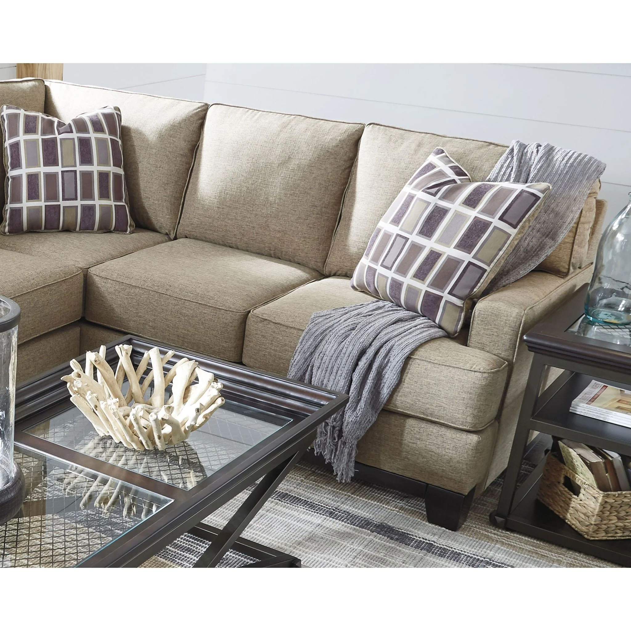 Noland Throw - Image 5