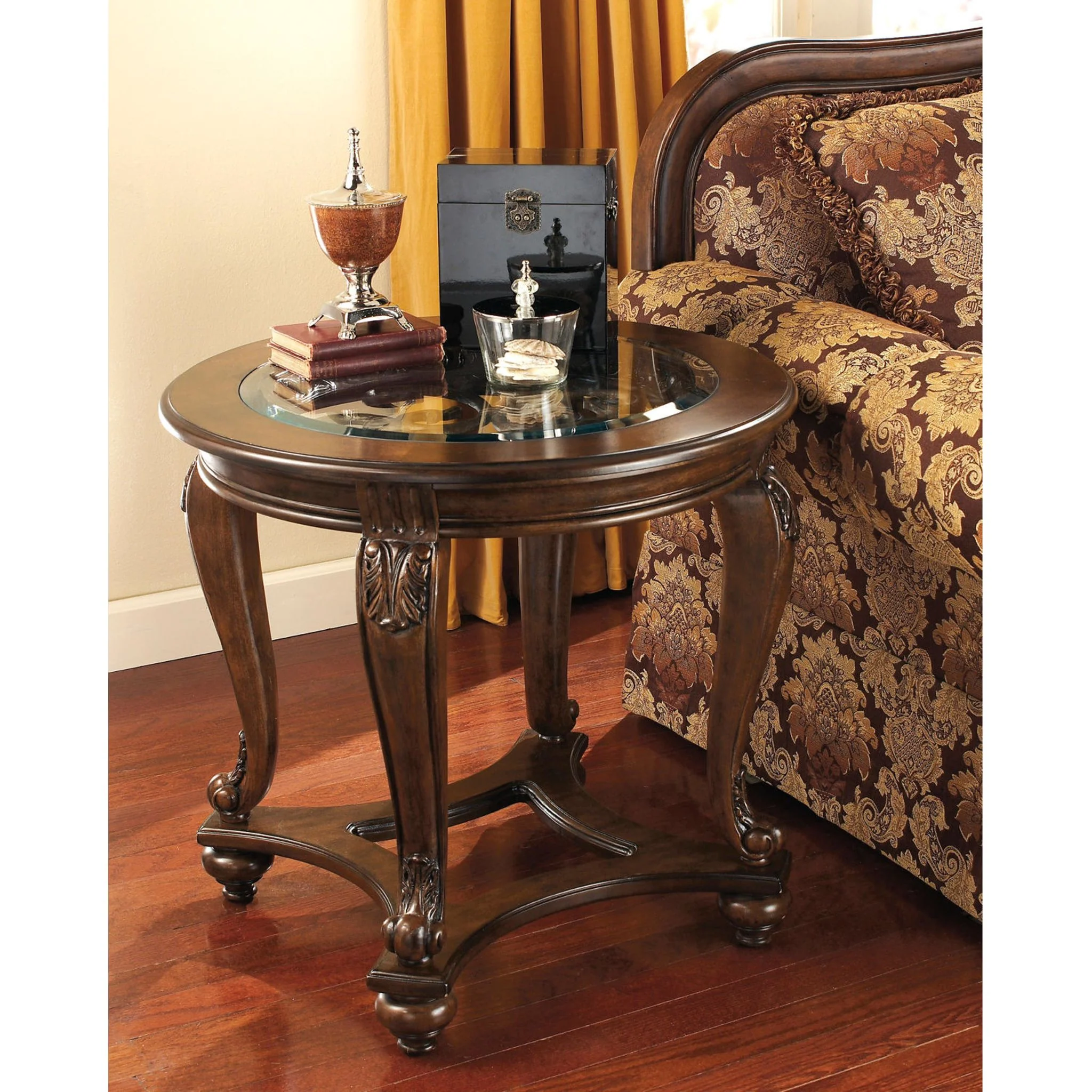 Norcastle Round End Table - Image 12