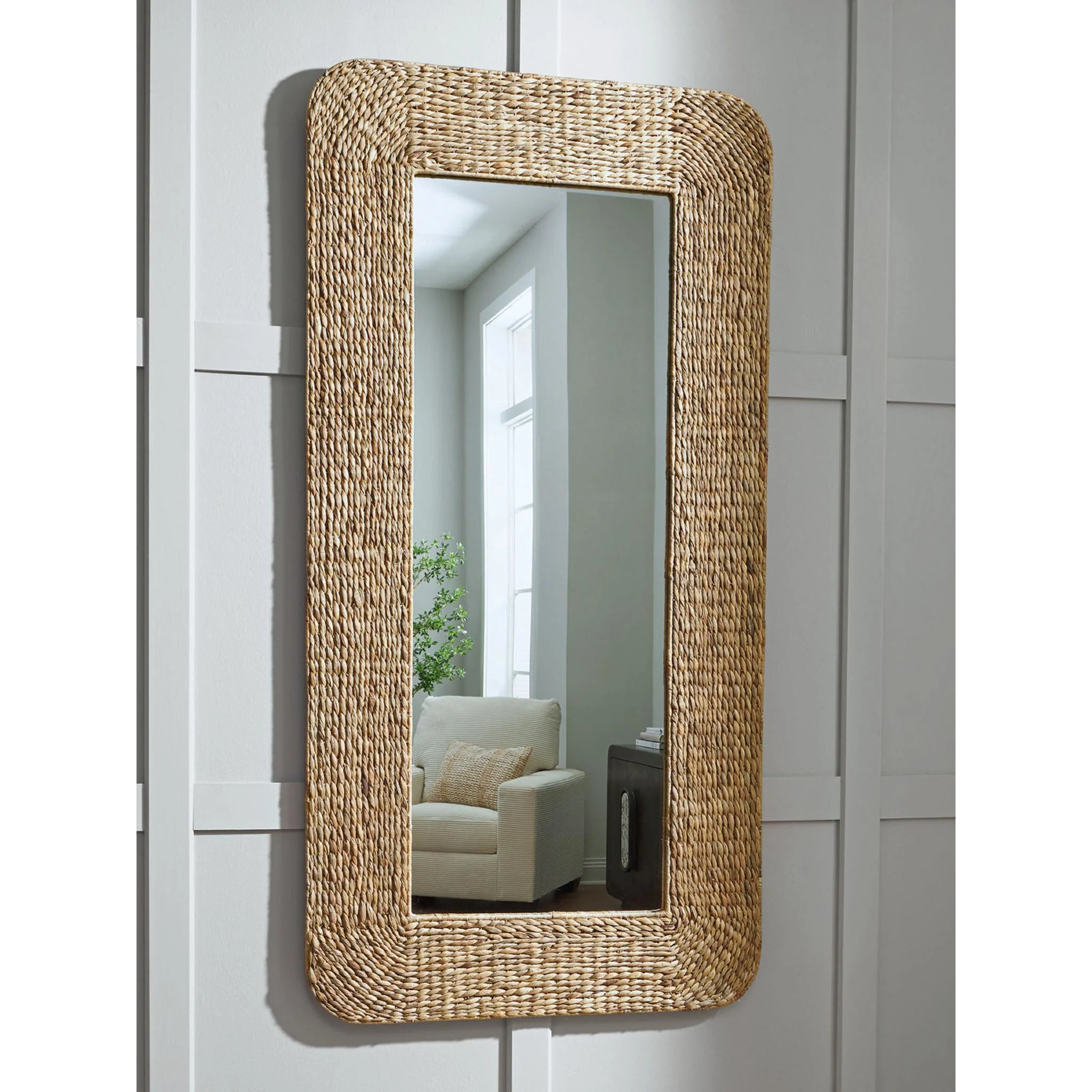 Norigan Floor Mirror - Image 2