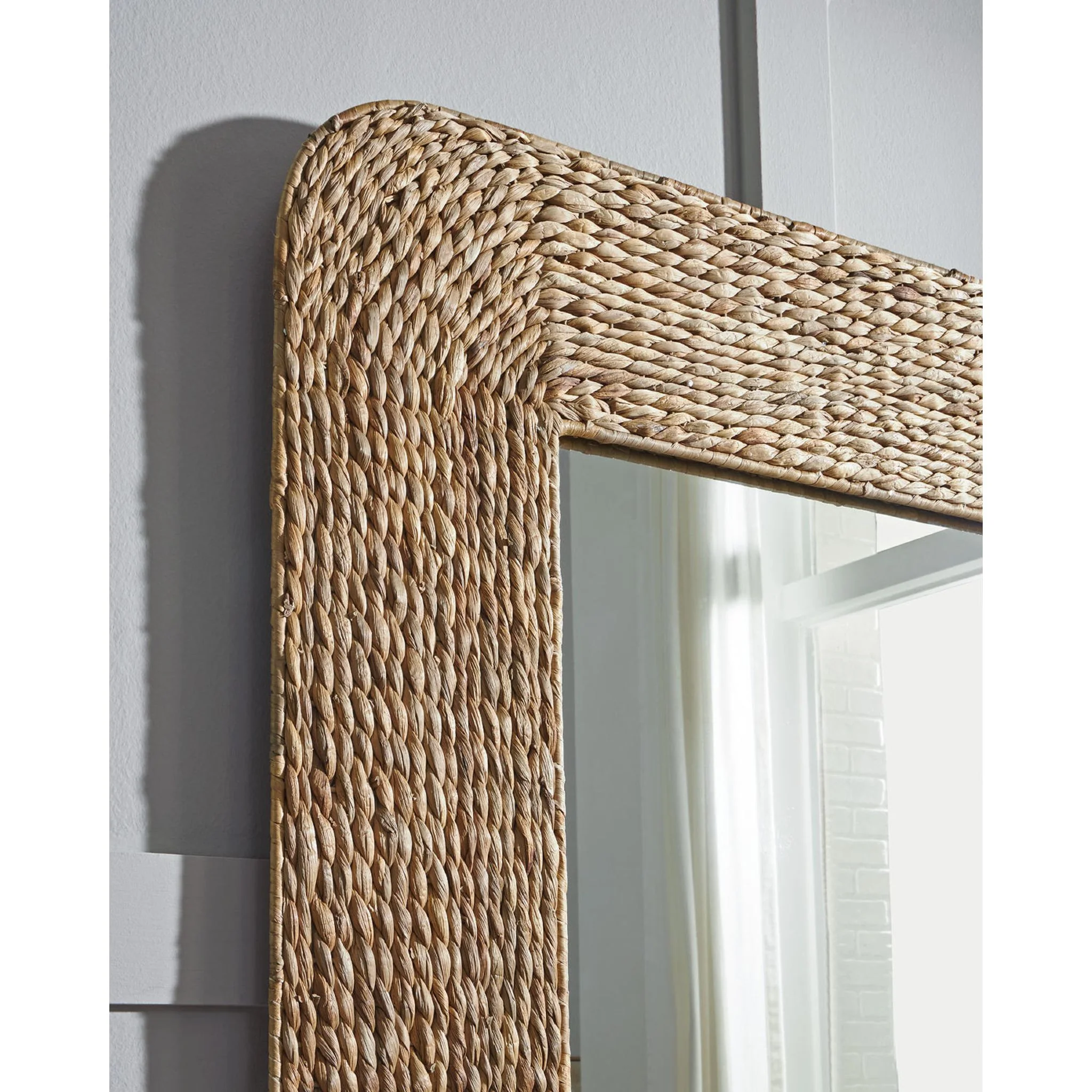 Norigan Floor Mirror - Image 5
