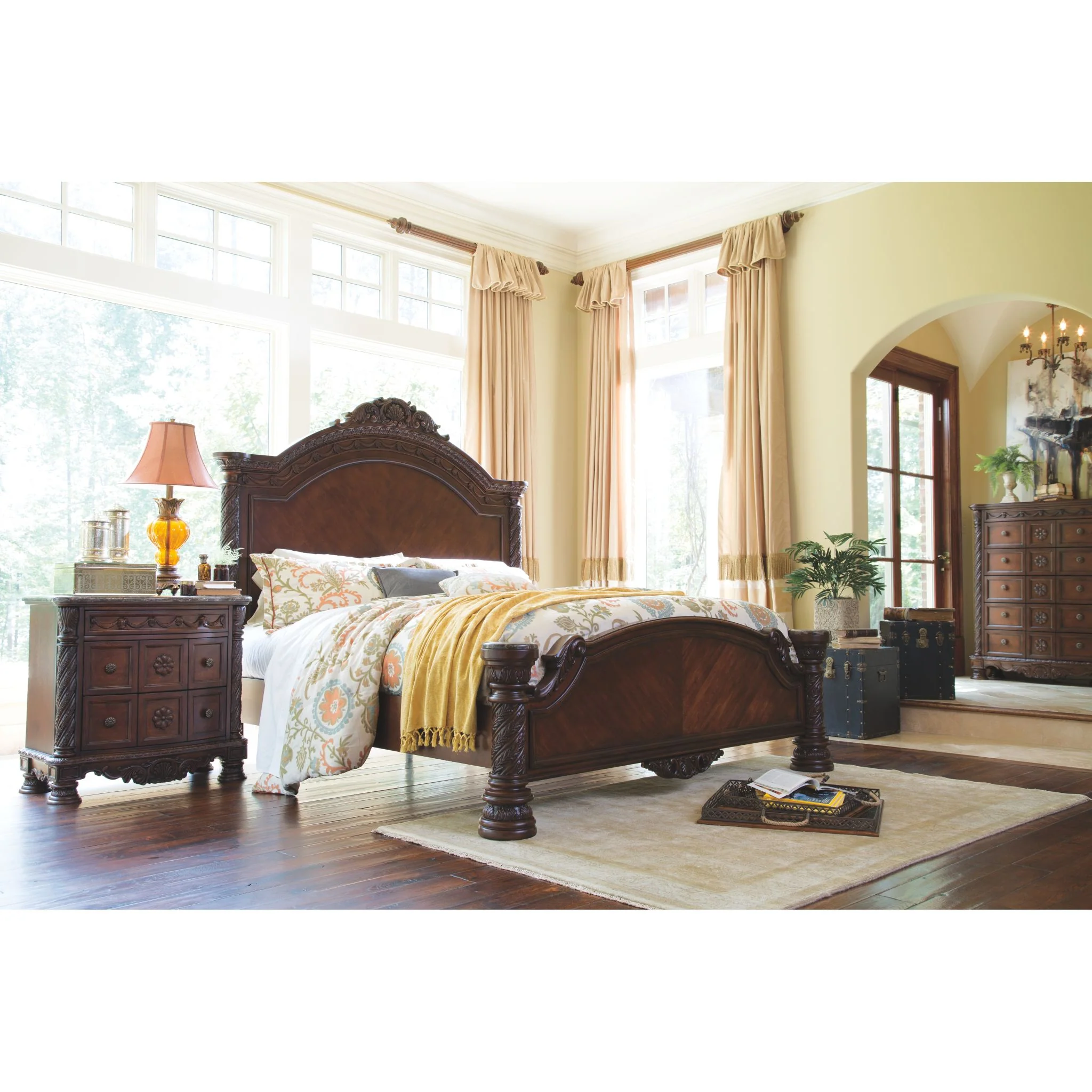 North Shore 3 Piece Panel Bed - Image 7