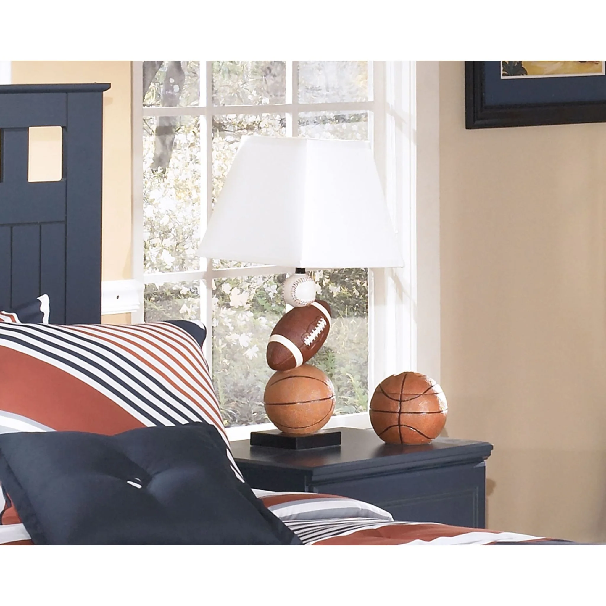 Nyx Table Lamp (Single) - Image 7