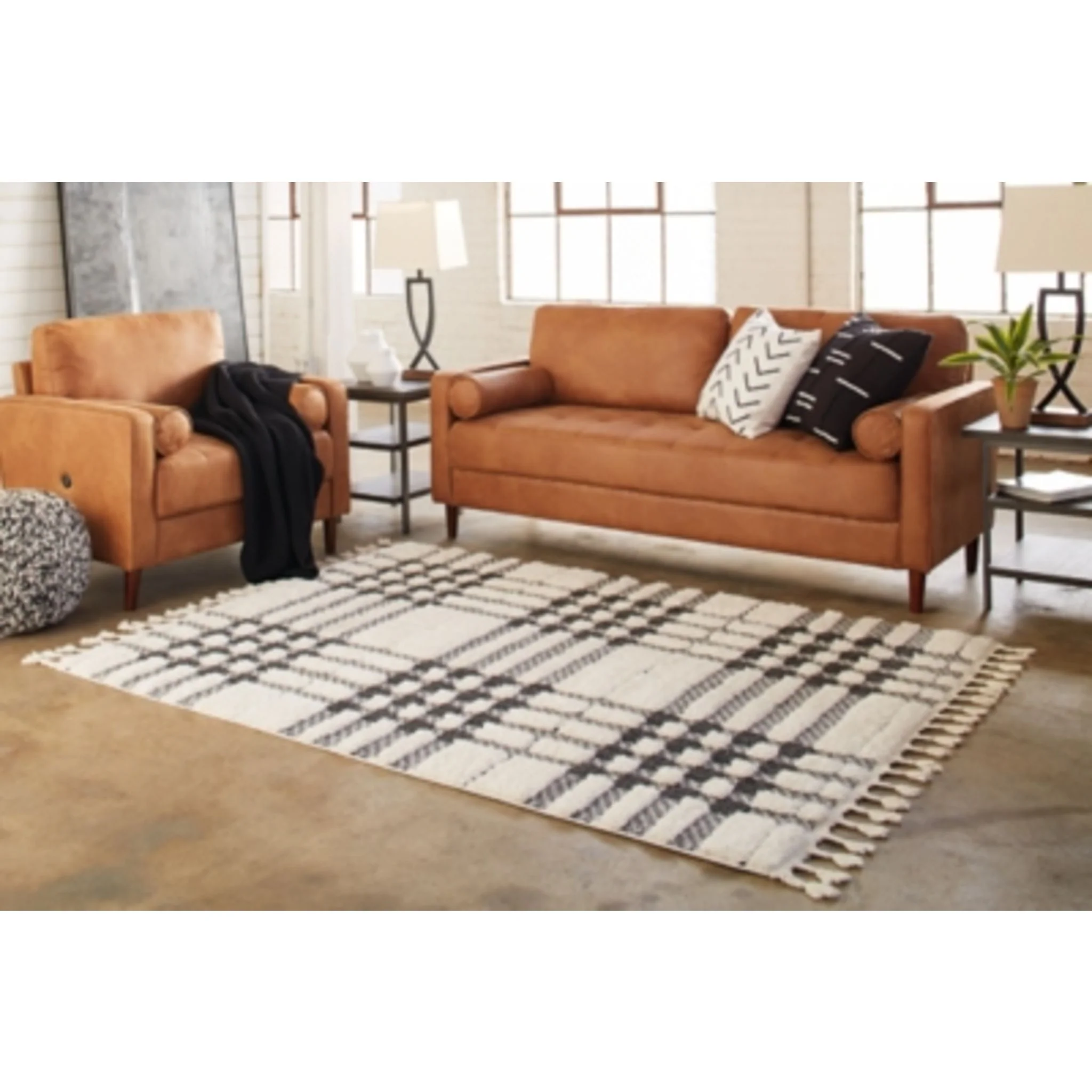 Oladon Area Rug - Image 2