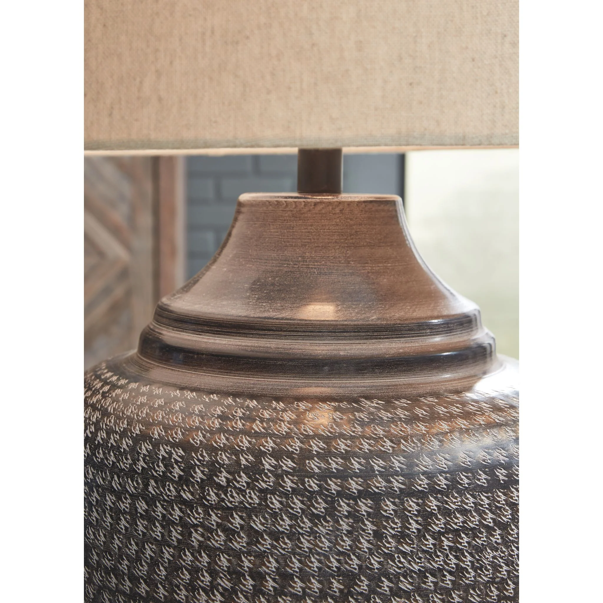 Olinger Table Lamp (Single) - Image 4