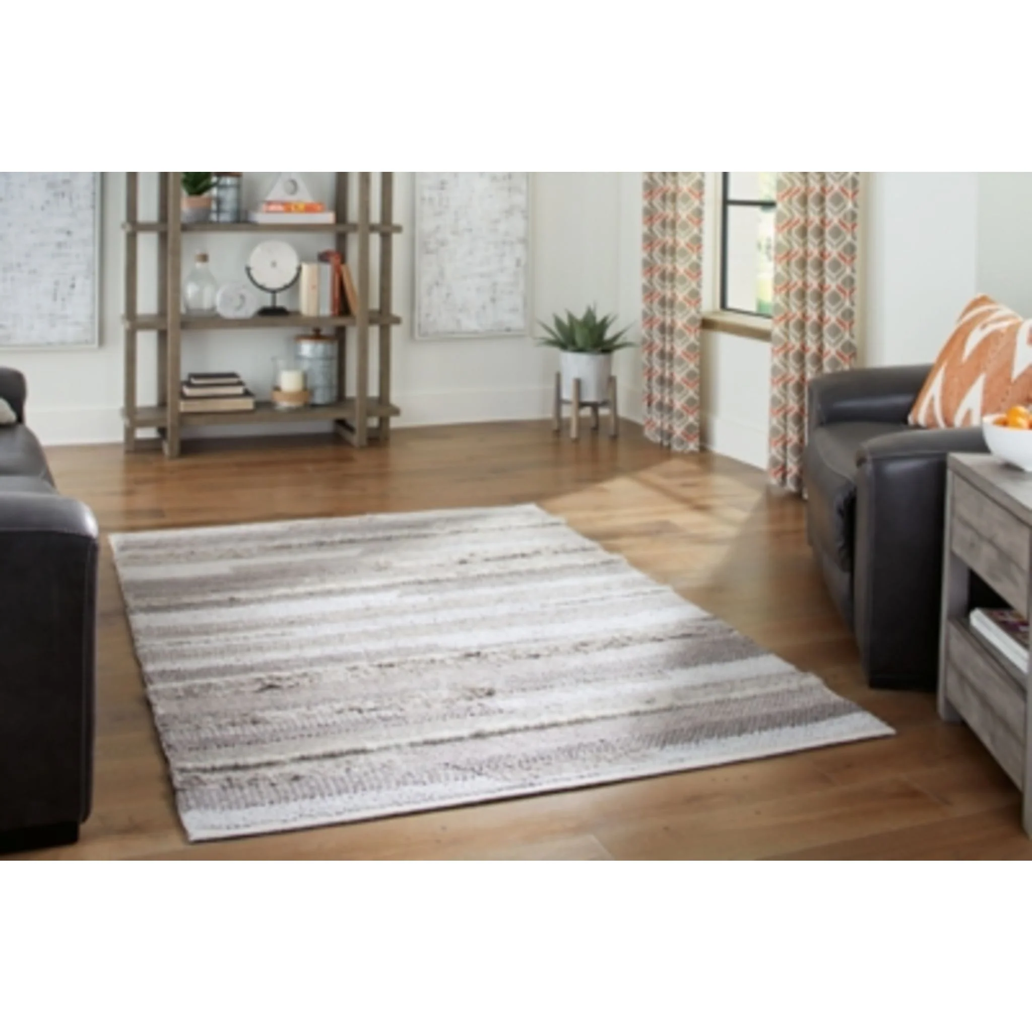 Oranford Area Rug - Image 4