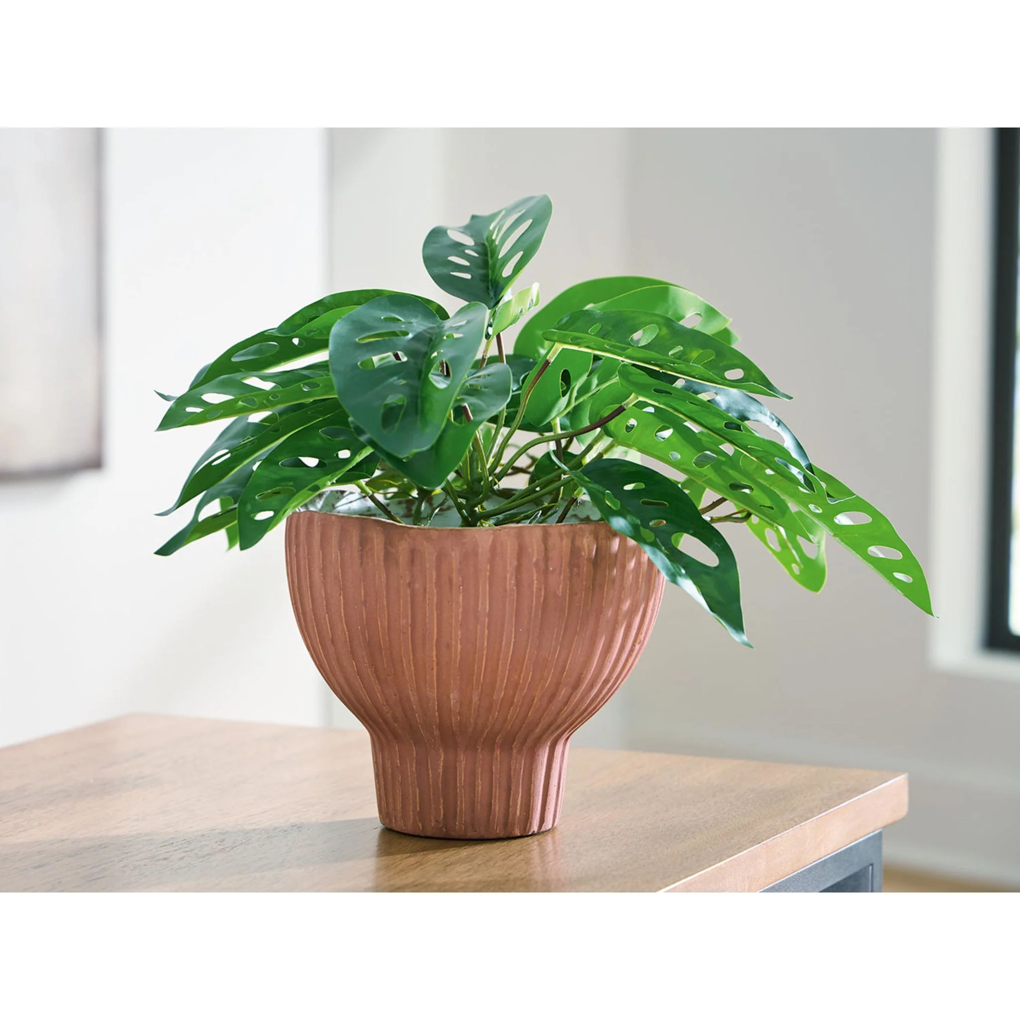 Orban Vase - Image 2