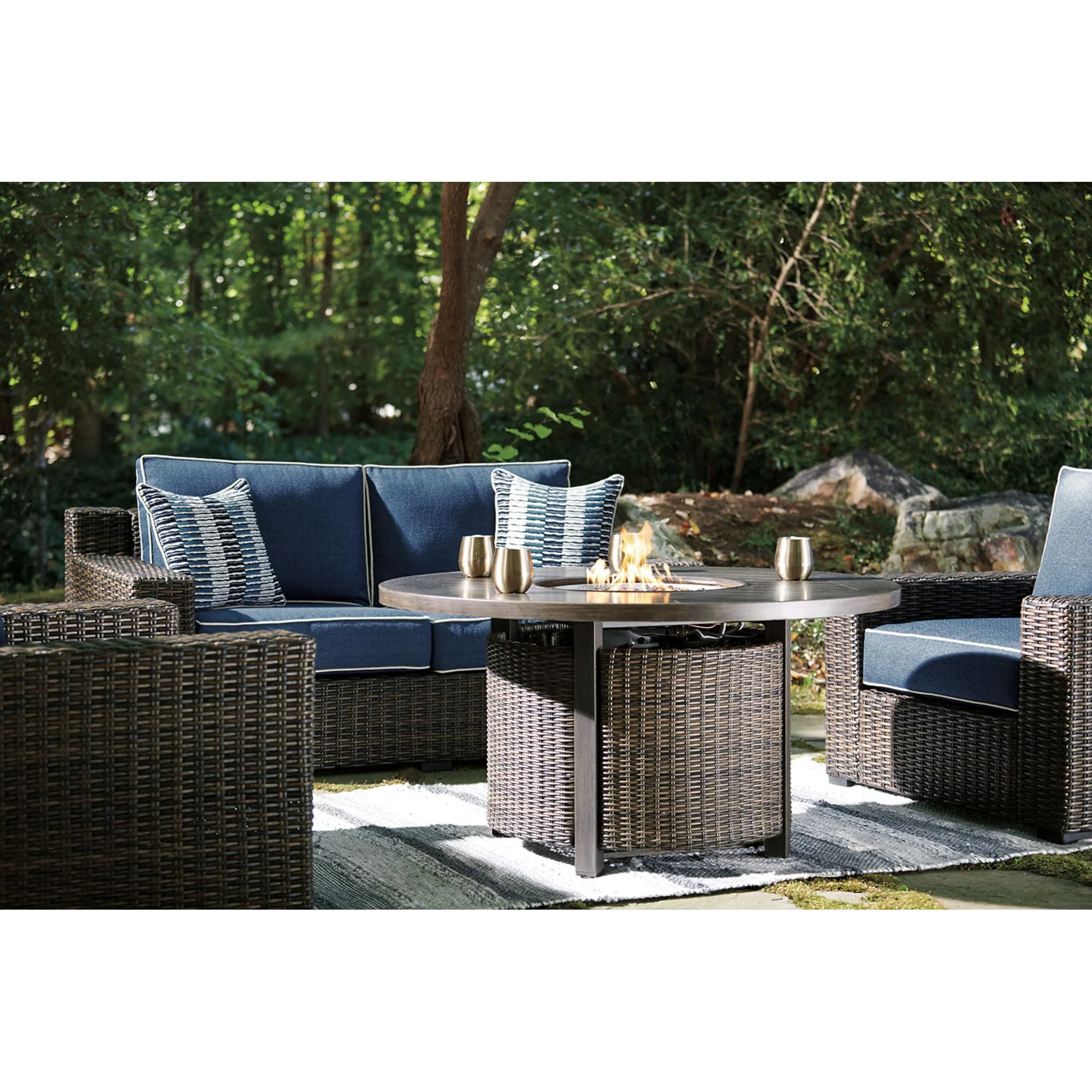 Paradise Trail Outdoor Fire Pit Table - Image 20