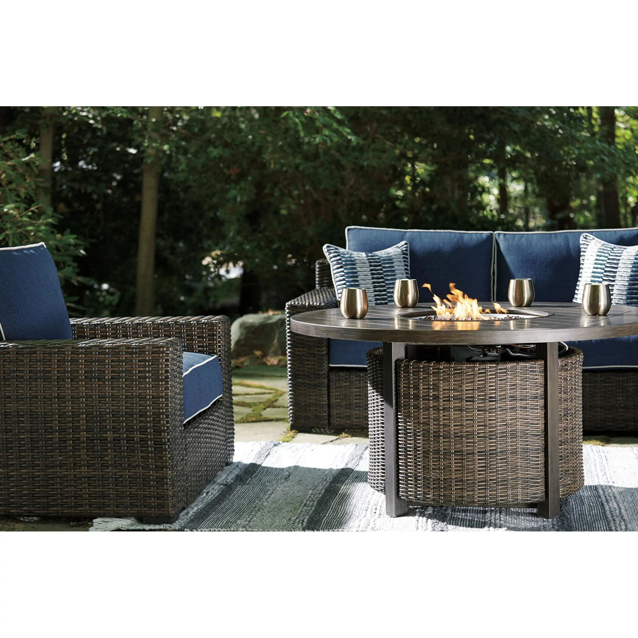Paradise Trail Outdoor Fire Pit Table - Image 21