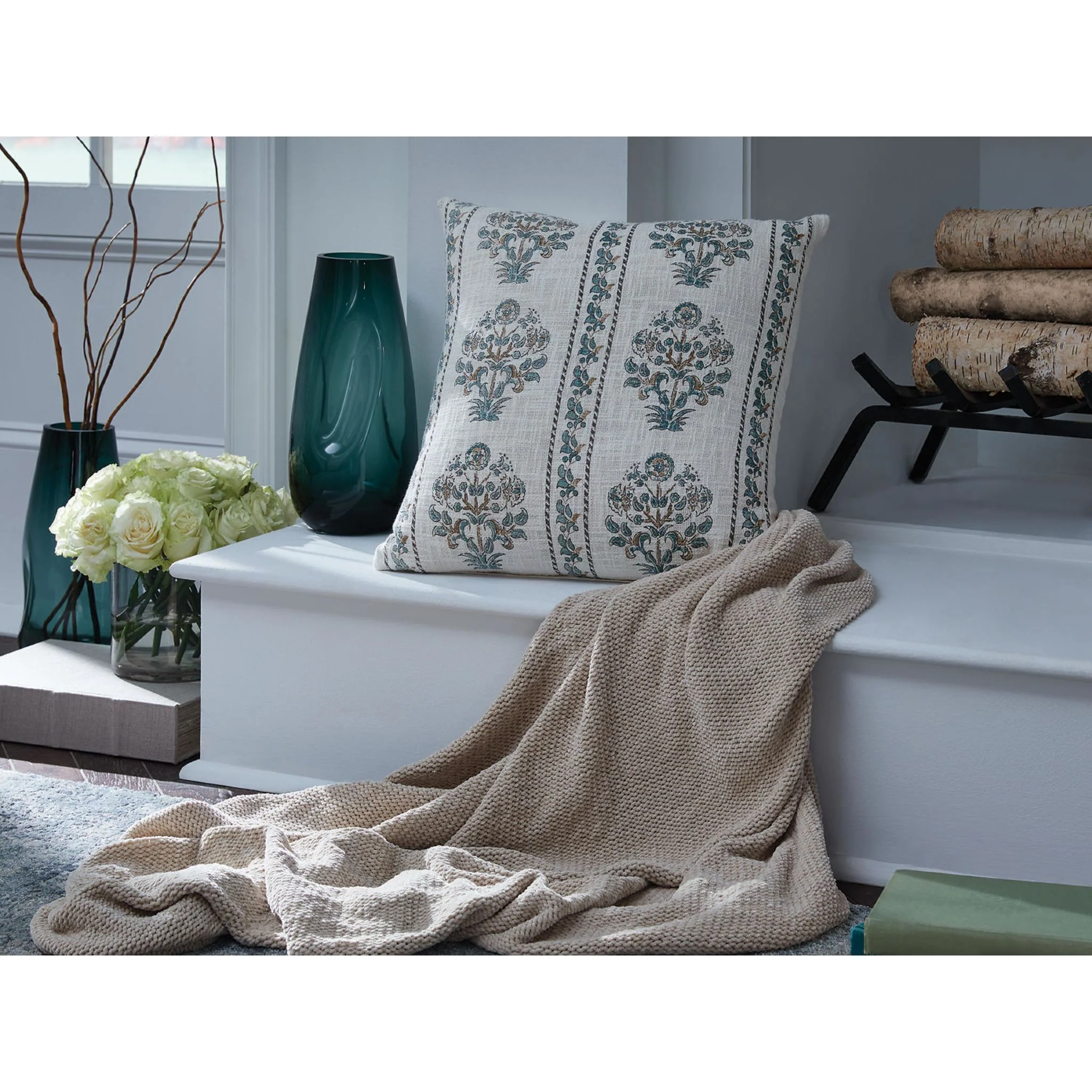 Paulmour Accent Pillow - Image 4