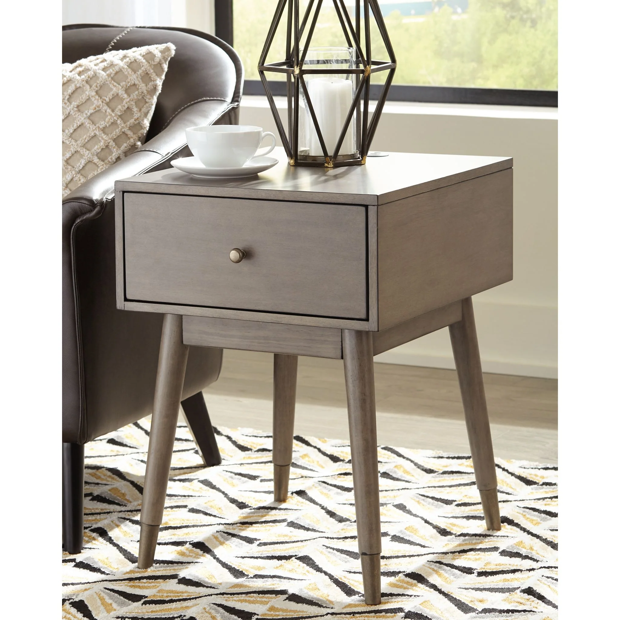 Paulrich Accent Table - Image 2