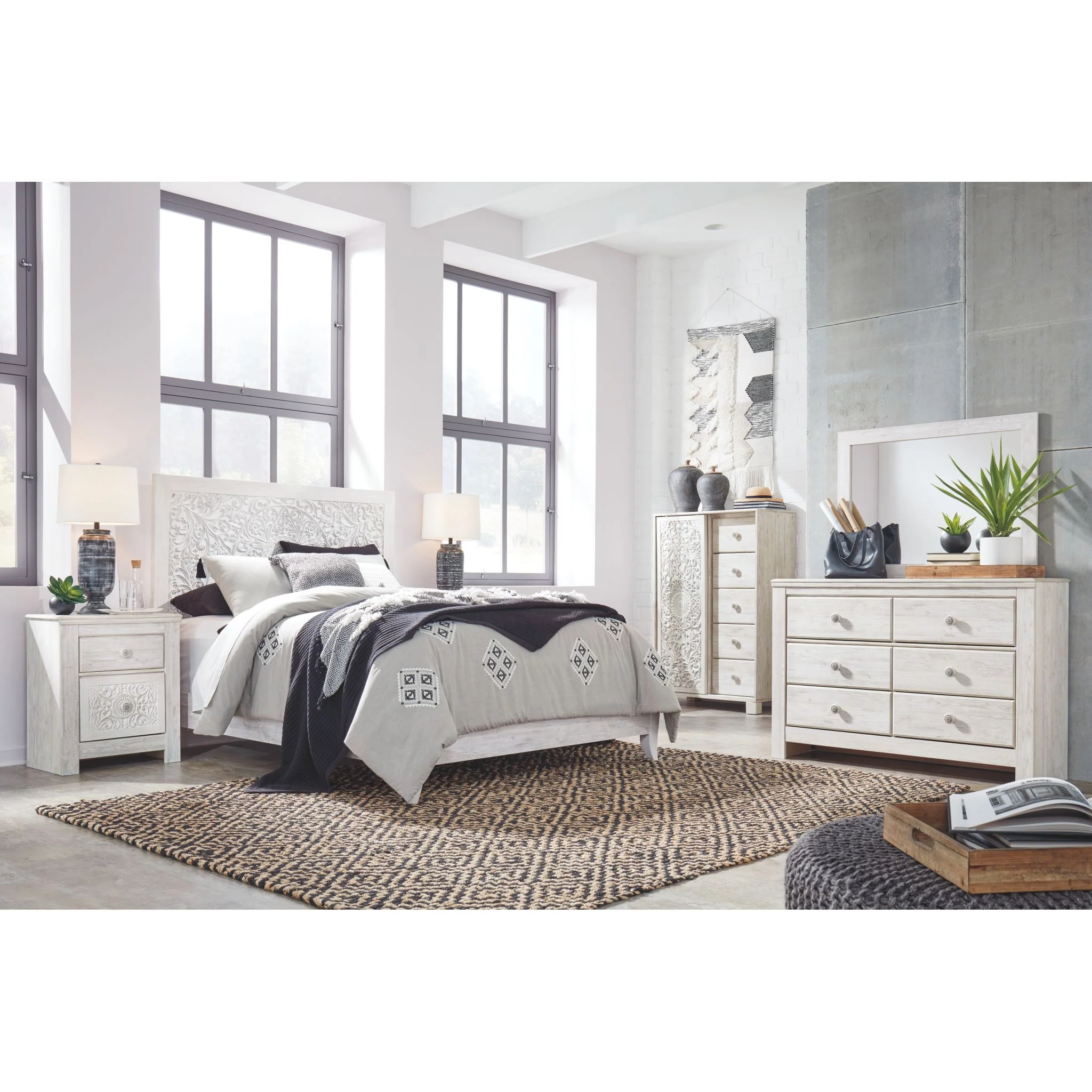 Paxberry 5 Piece Queen Bedroom - Image 4