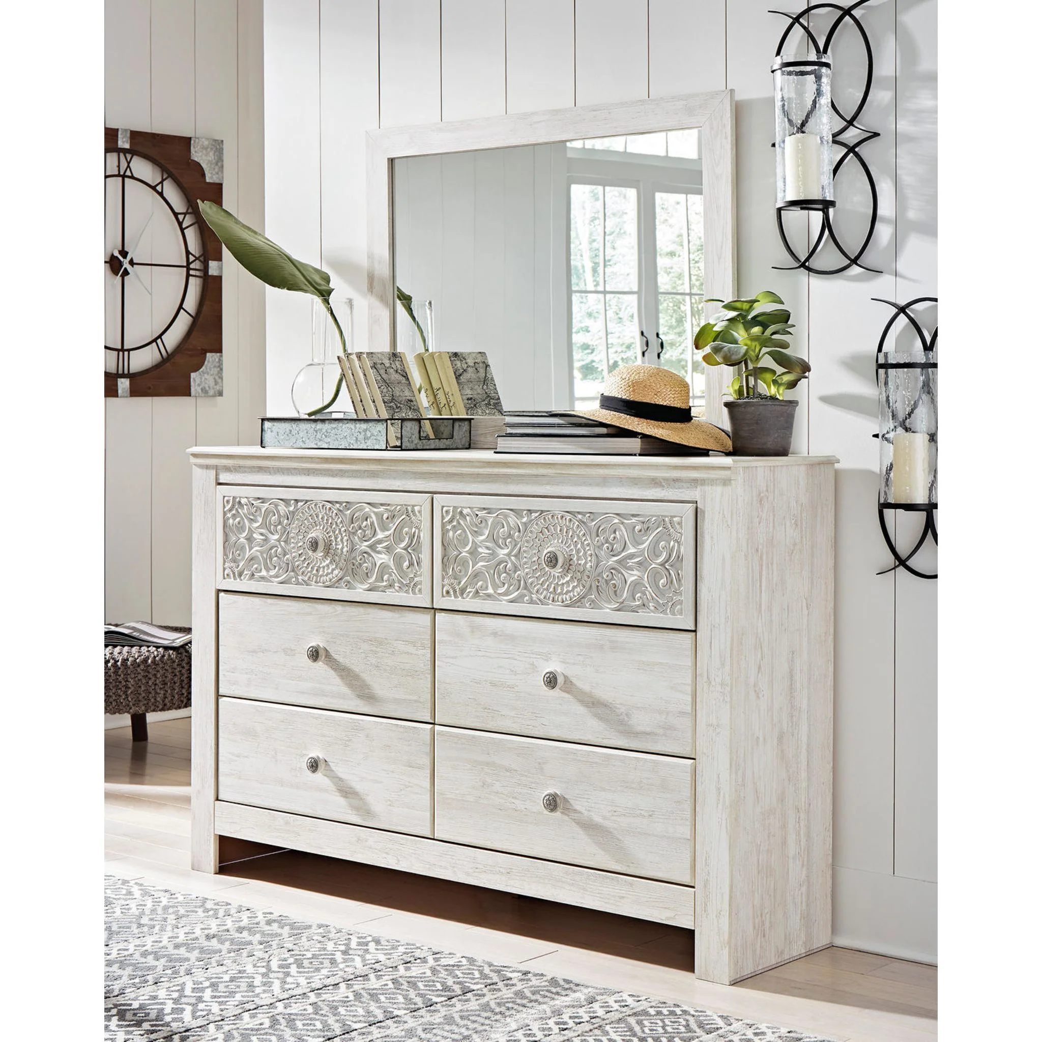 Paxberry 5 Piece Panel Bedroom - Image 2