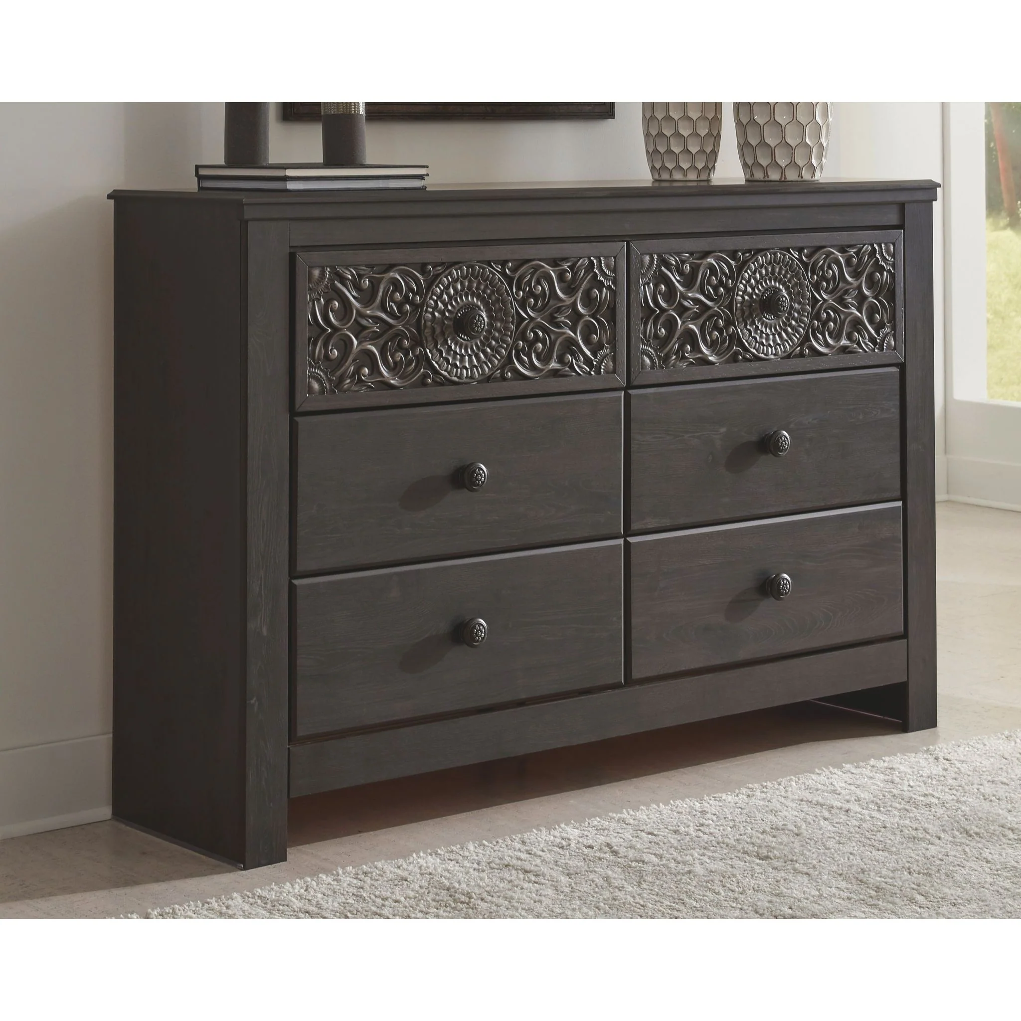 Paxberry Dresser - Image 2