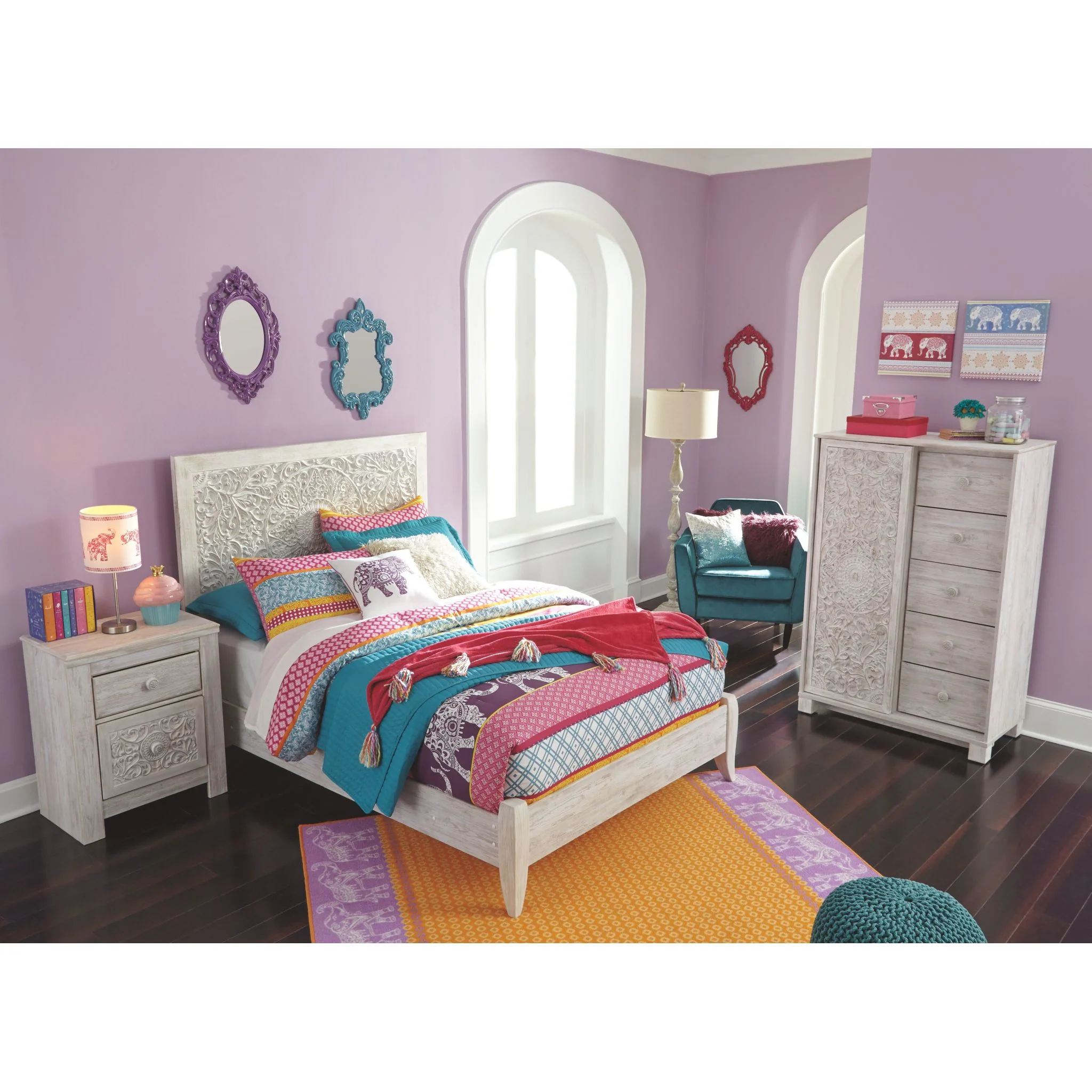Paxberry Full Panel Headboard - Image 5
