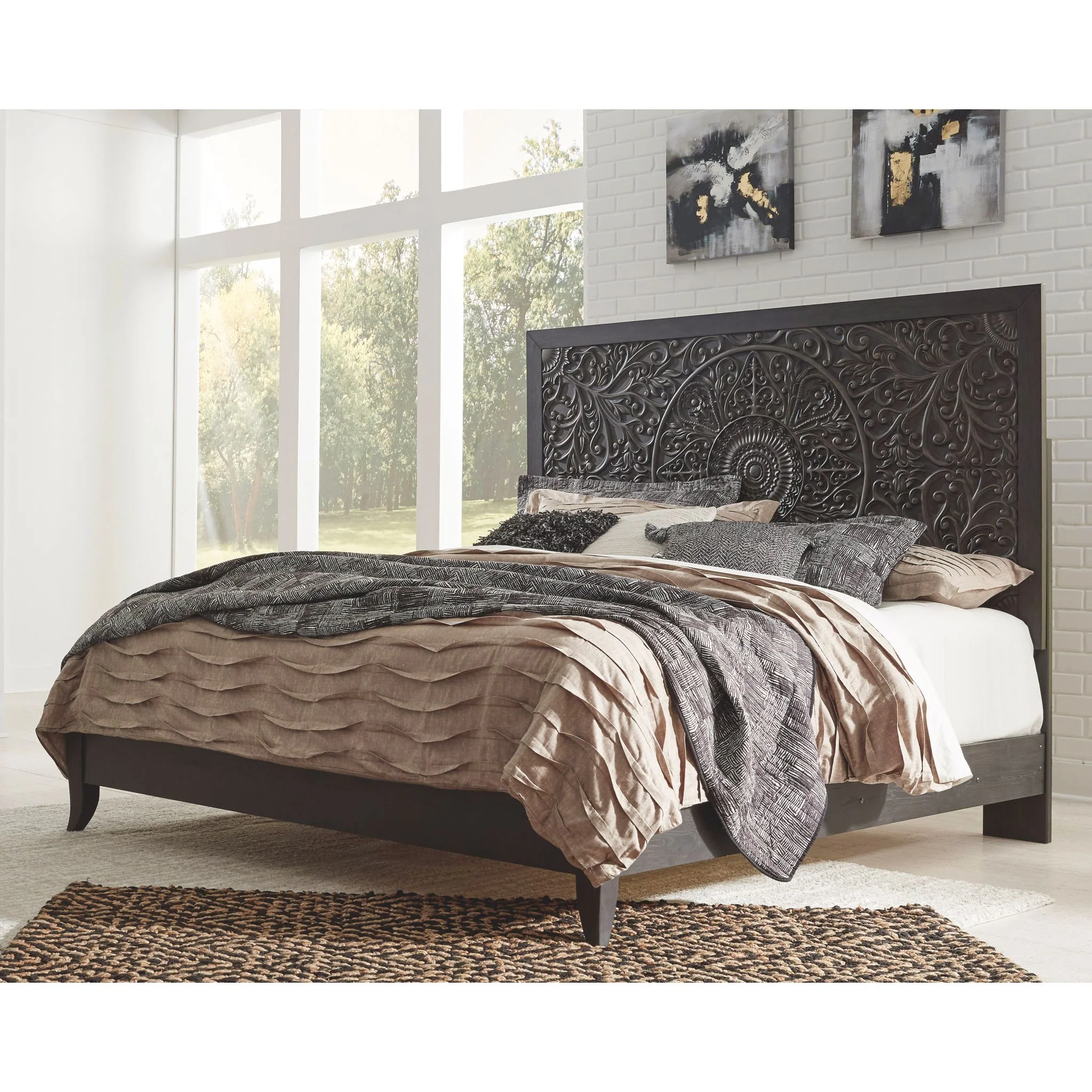 Paxberry King Panel Bed - Image 2