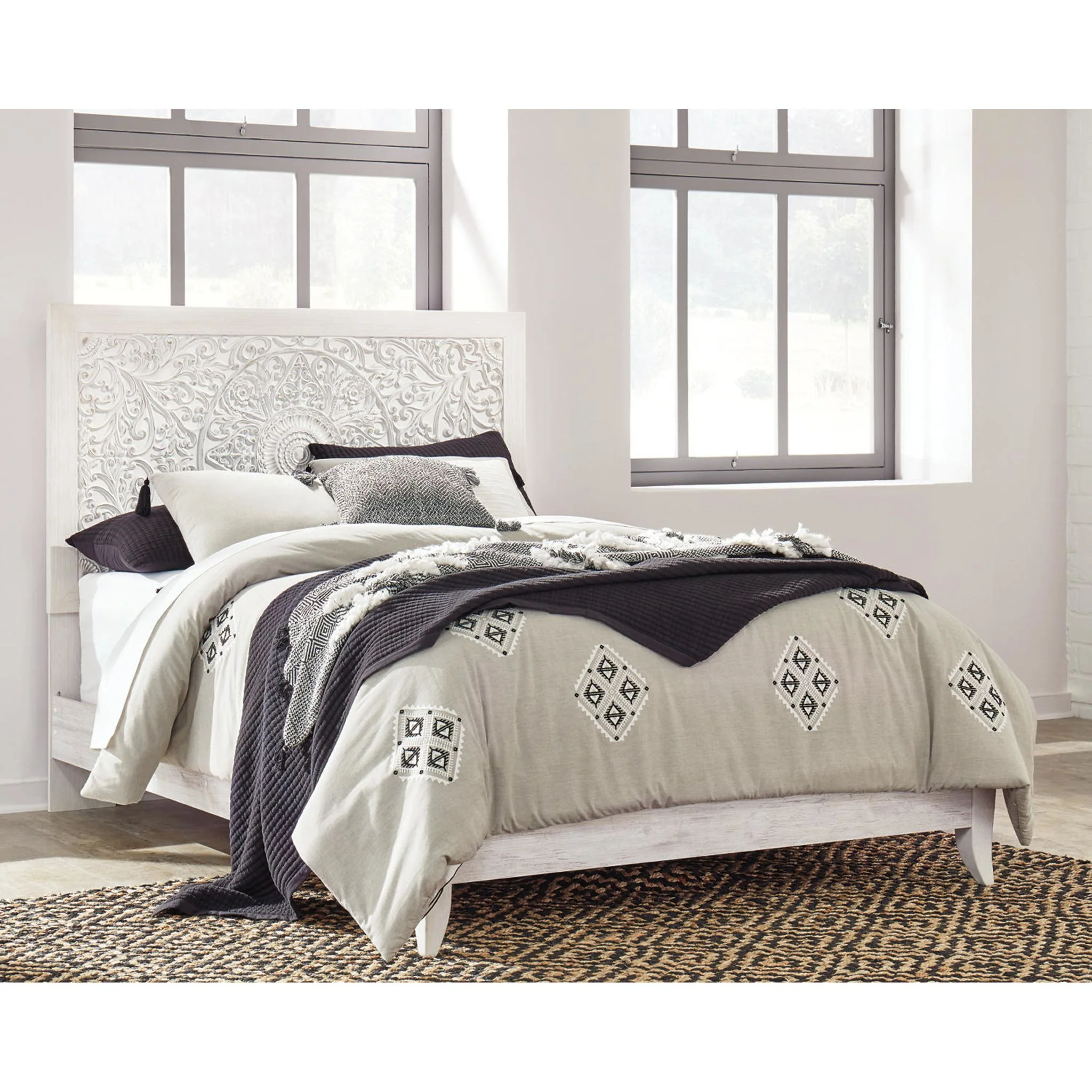 Paxberry Panel Headboard - Image 6