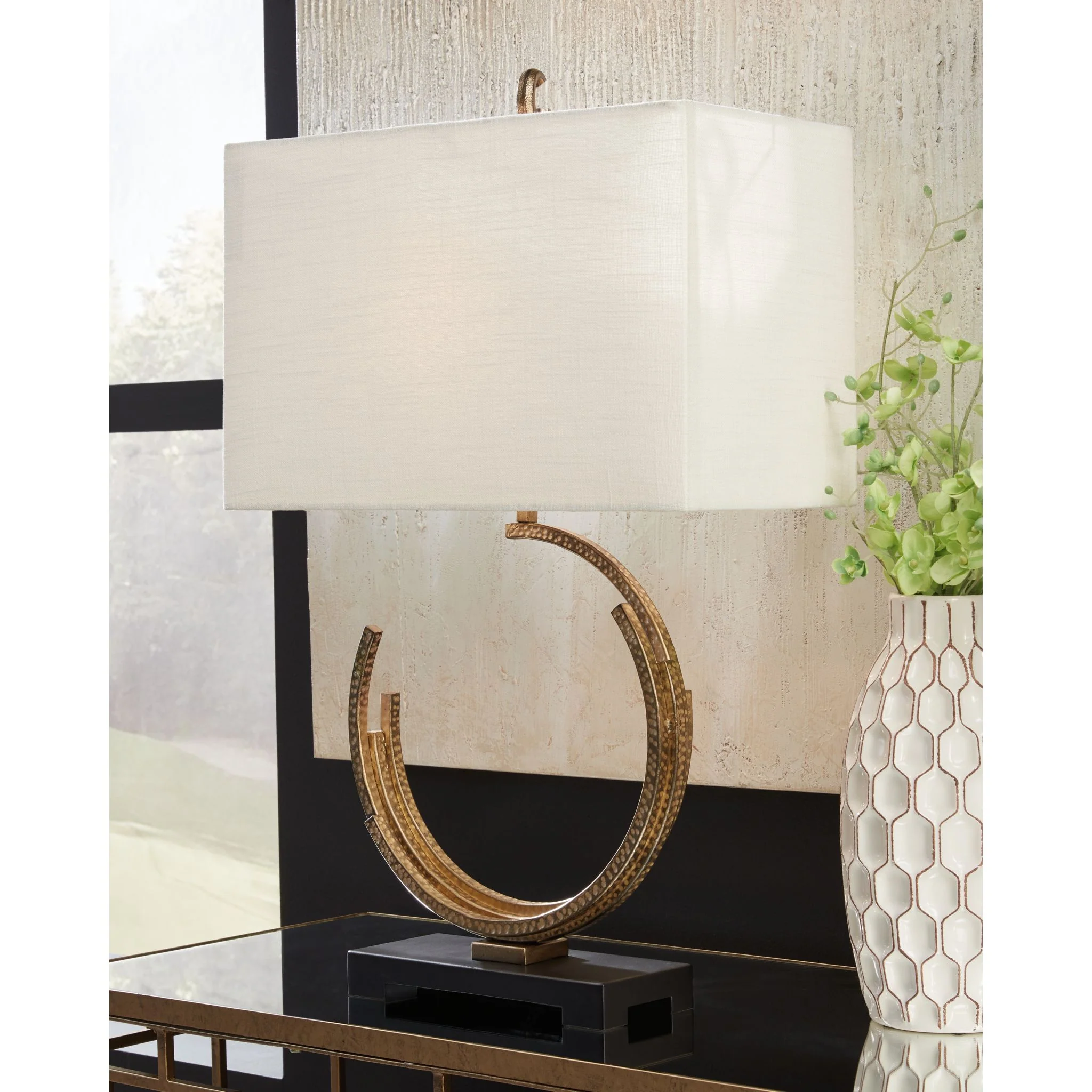 Jaslene Metal Table Lamp (1/CN) - Image 2